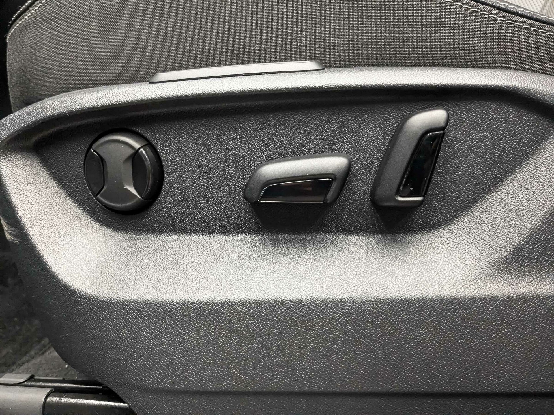 VOLKSWAGEN Tayron 2.00 (220 л.с), автомат, 2022, пробег 35 314 км