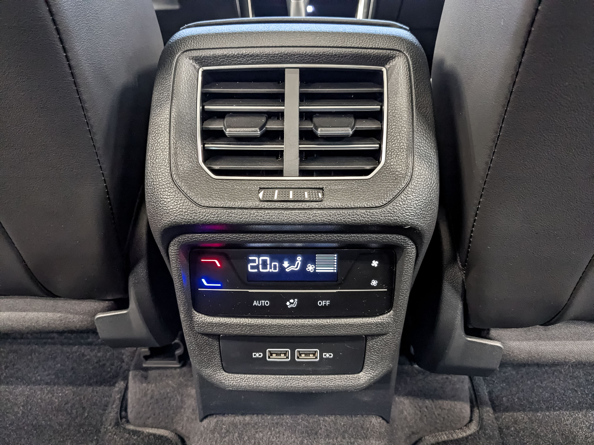 VOLKSWAGEN Tayron 2.00 (220 л.с), автомат, 2022, пробег 35 314 км