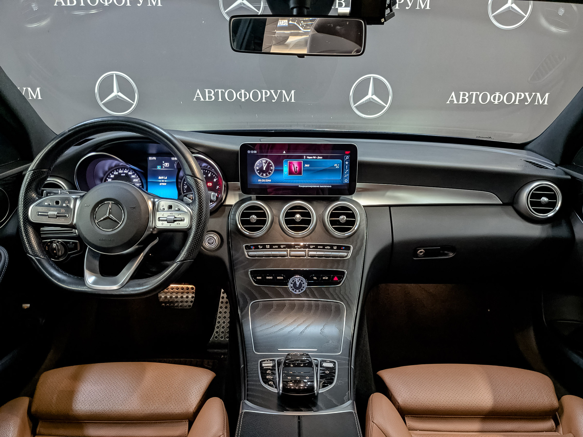 MERCEDES-BENZ C-Класс 2.00 (204 л.с), автомат, 2020, пробег 57 954 км