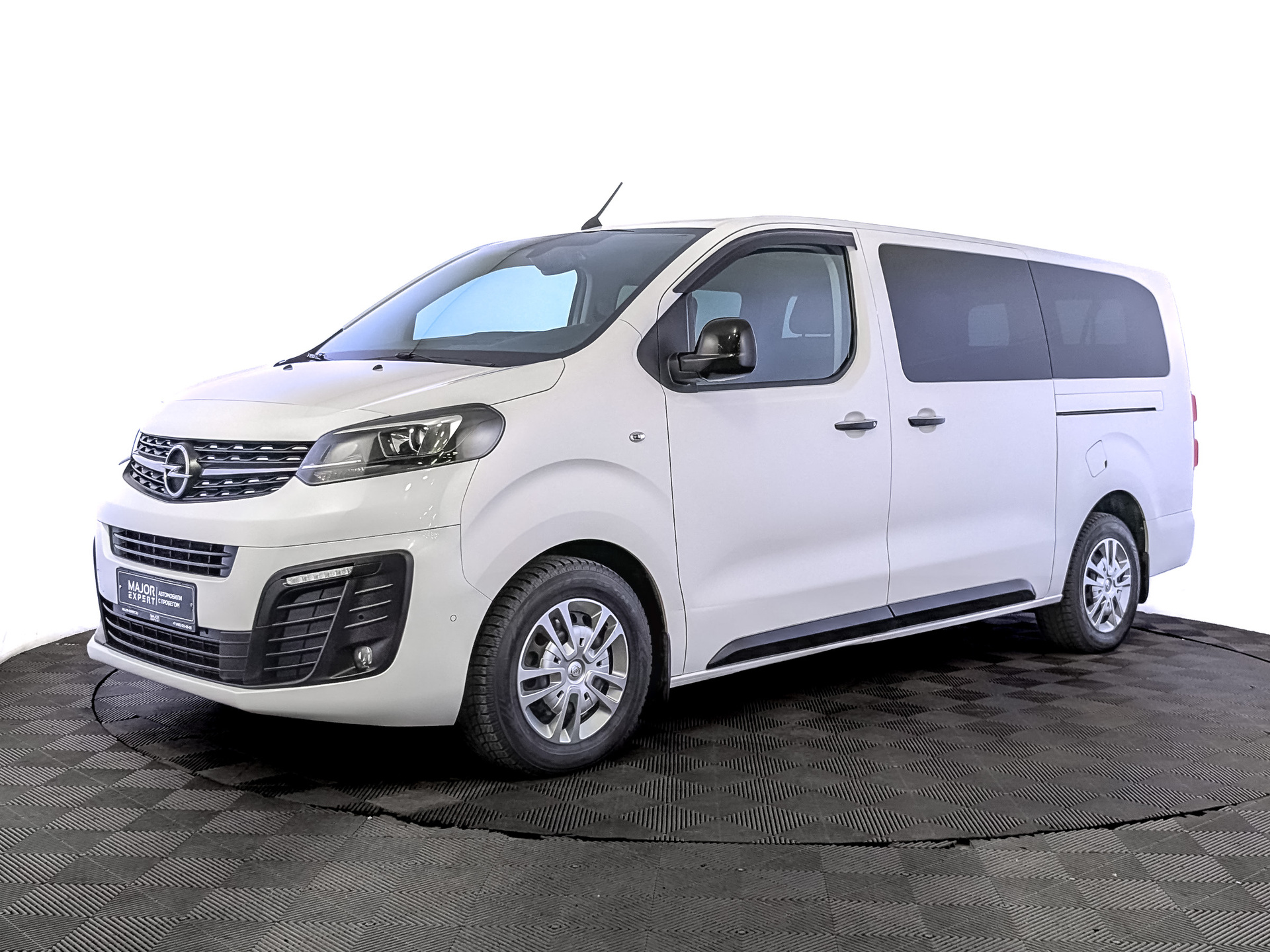 OPEL Zafira Life 2.00 (150 л.с), автомат, 2021, пробег 74 900 км
