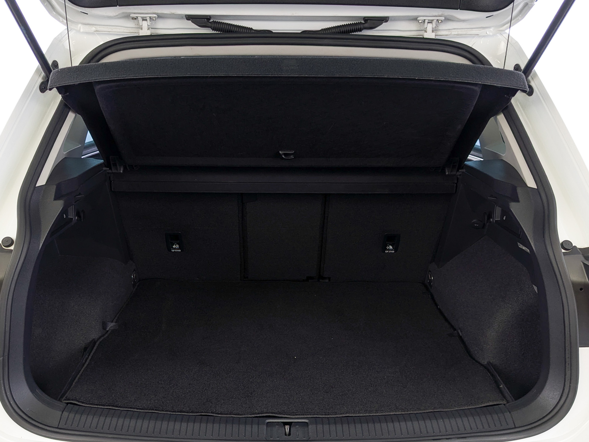 VOLKSWAGEN Tiguan 1.40 (150 л.с), автомат, 2020, пробег 54 391 км
