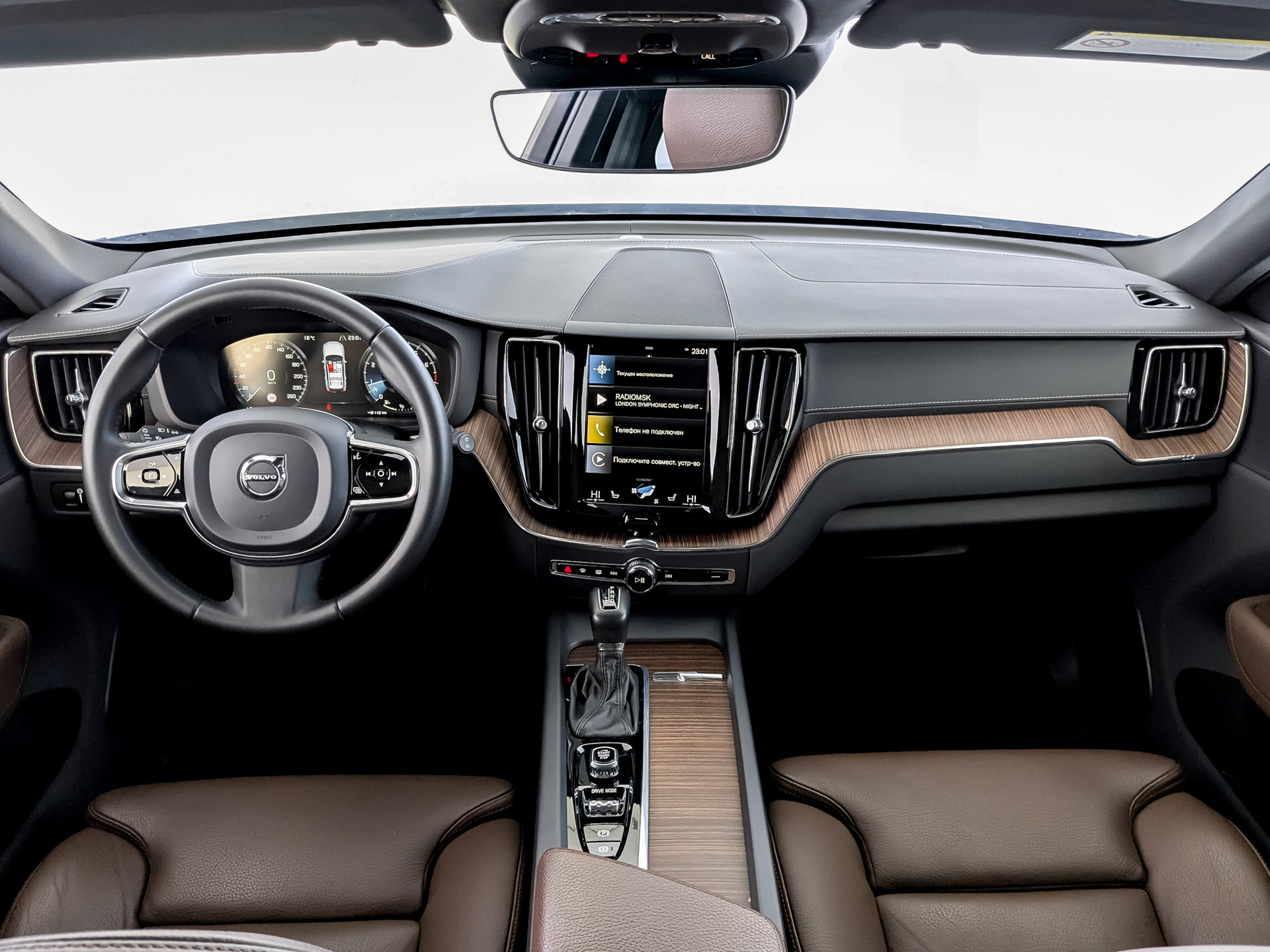 VOLVO XC60 2.00 (249 л.с), автомат, 2020, пробег 46 592 км