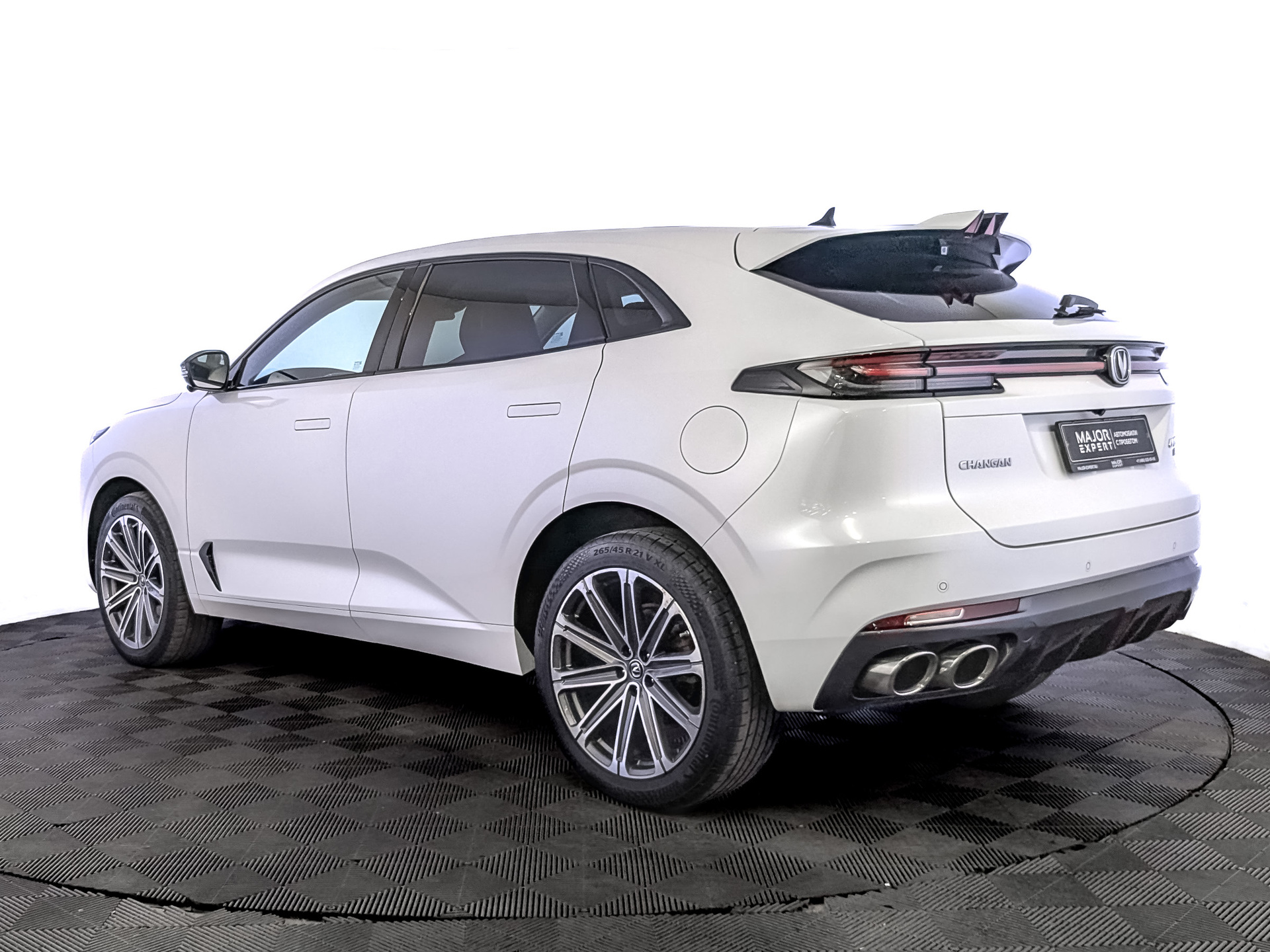 CHANGAN UNI-K 2.00 (226 л.с), автомат, 2023, пробег 68 363 км