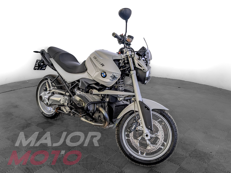 BMW R 1200 R - фото №2