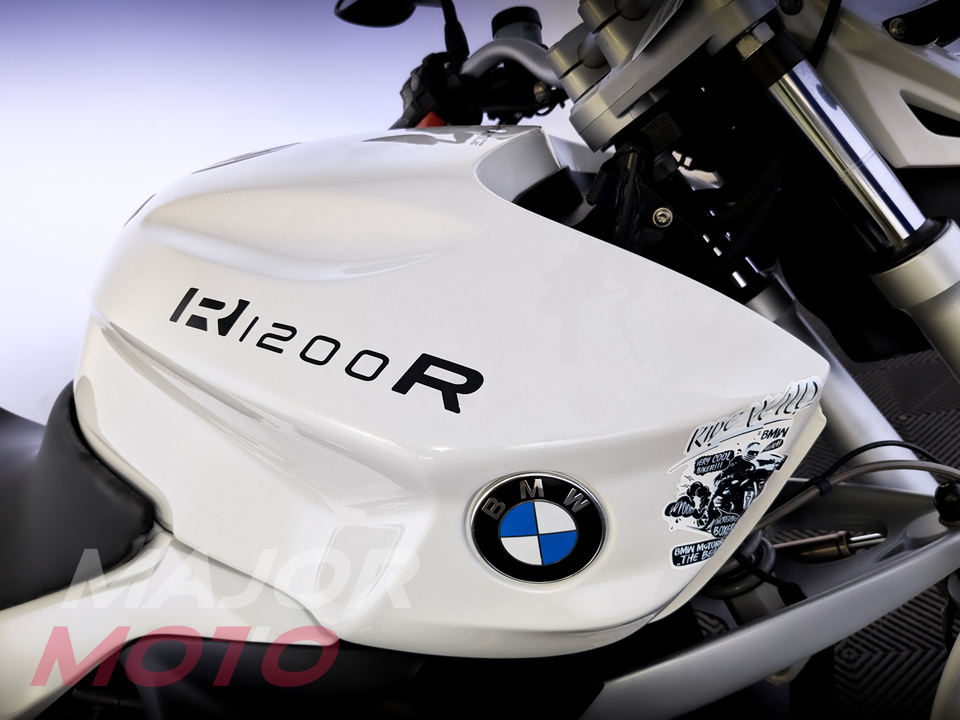 BMW R 1200 R - фото №12