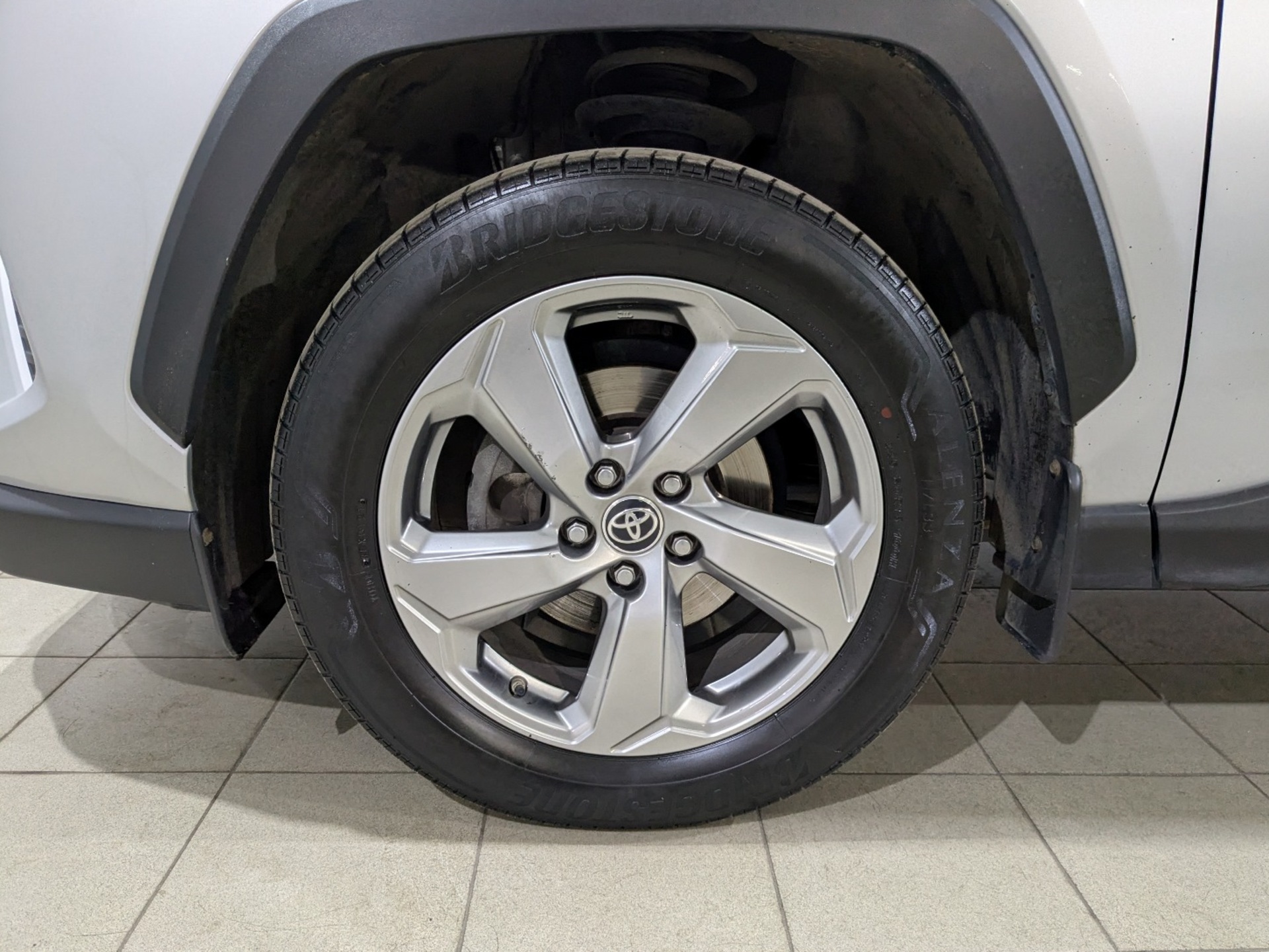TOYOTA Rav-4 2.00 (149 л.с), автомат, 2021, пробег 67 067 км