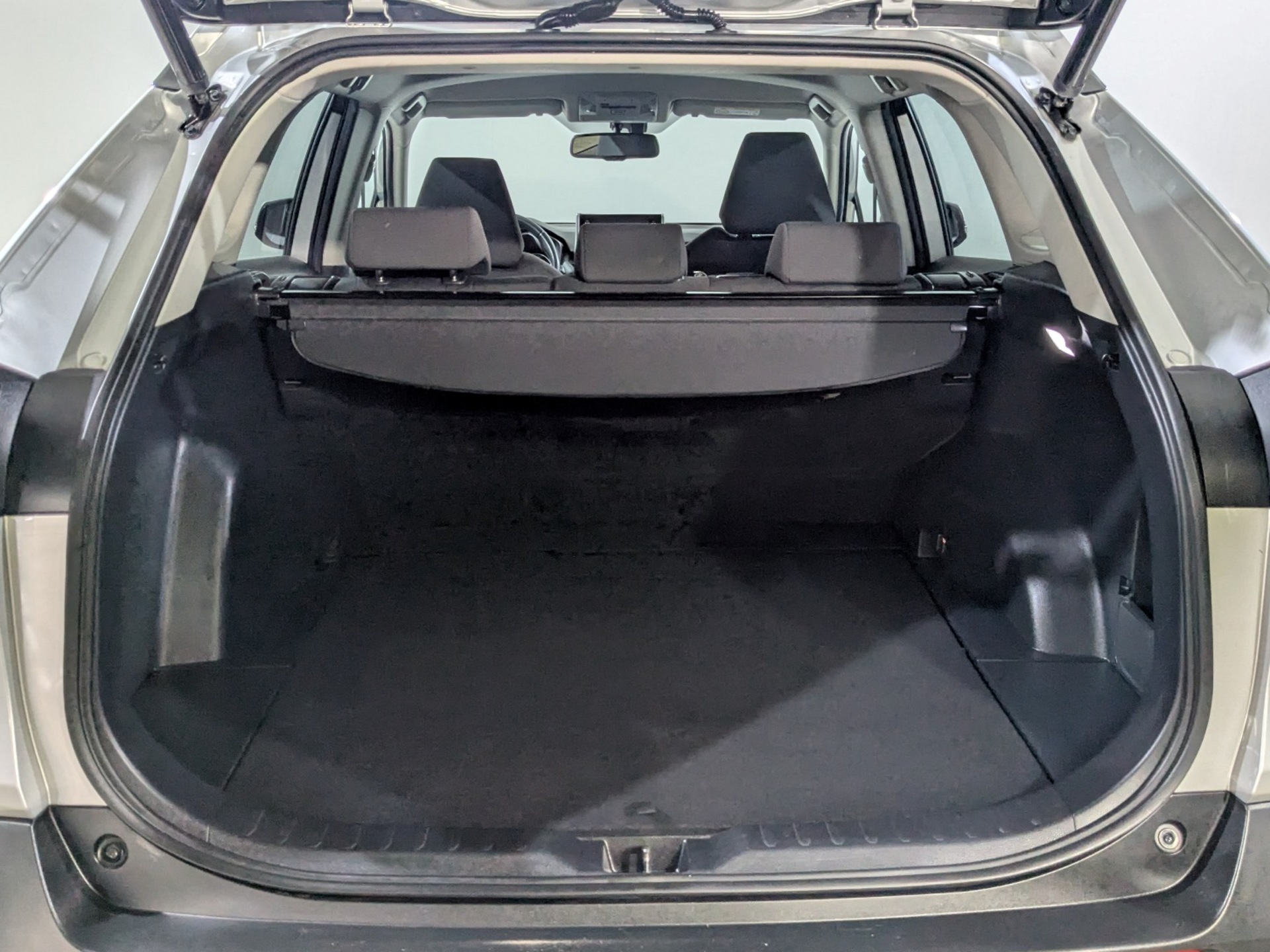 TOYOTA Rav-4 2.00 (149 л.с), автомат, 2021, пробег 67 067 км