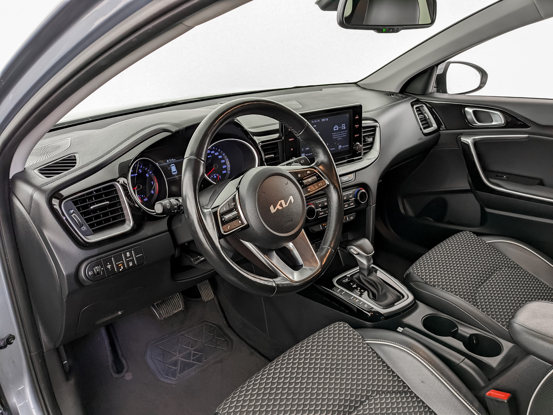 KIA Ceed 1.60 (128 л.с), автомат, 2021, пробег 66 070 км