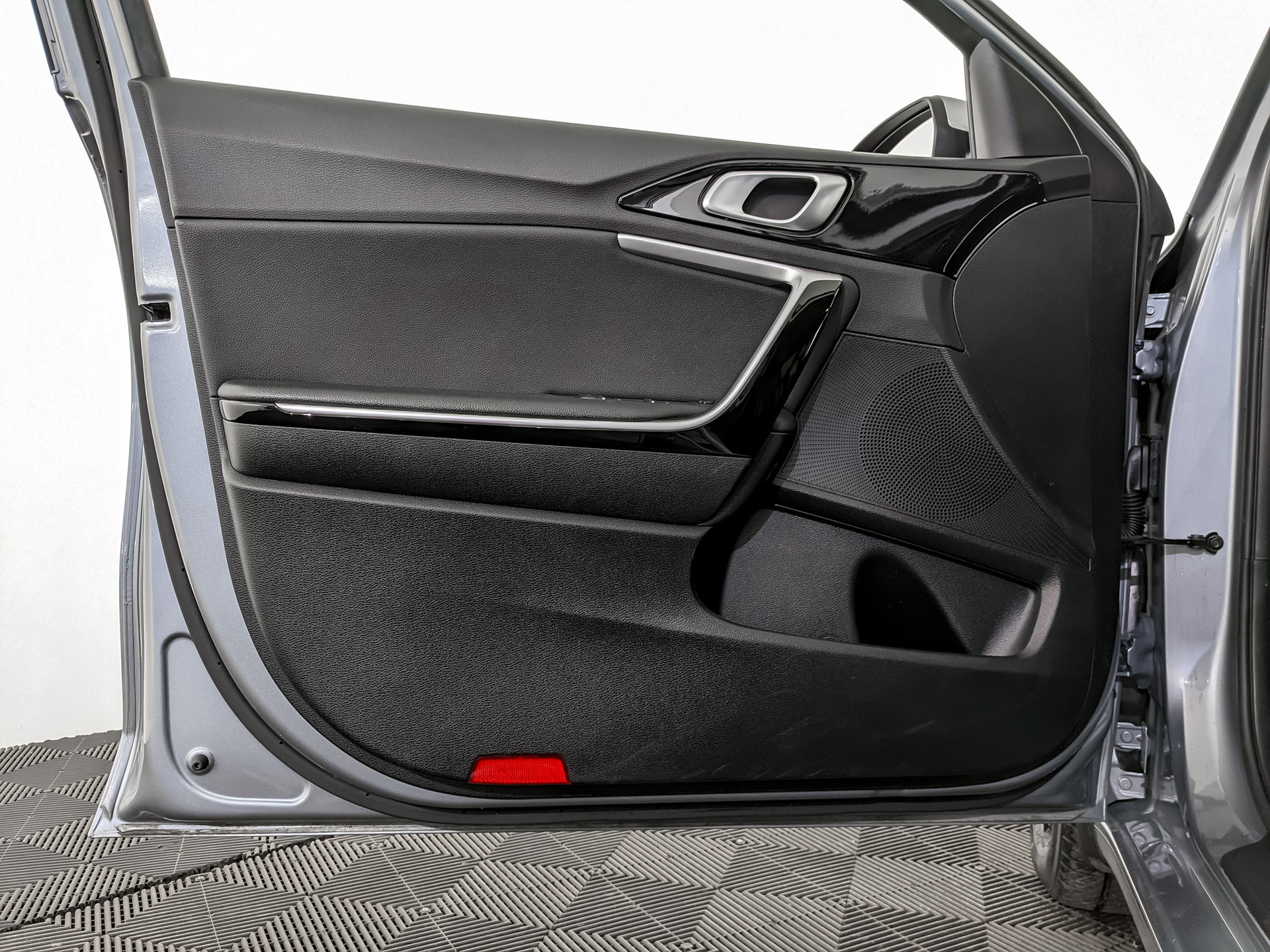 KIA Ceed 1.60 (128 л.с), автомат, 2021, пробег 66 070 км