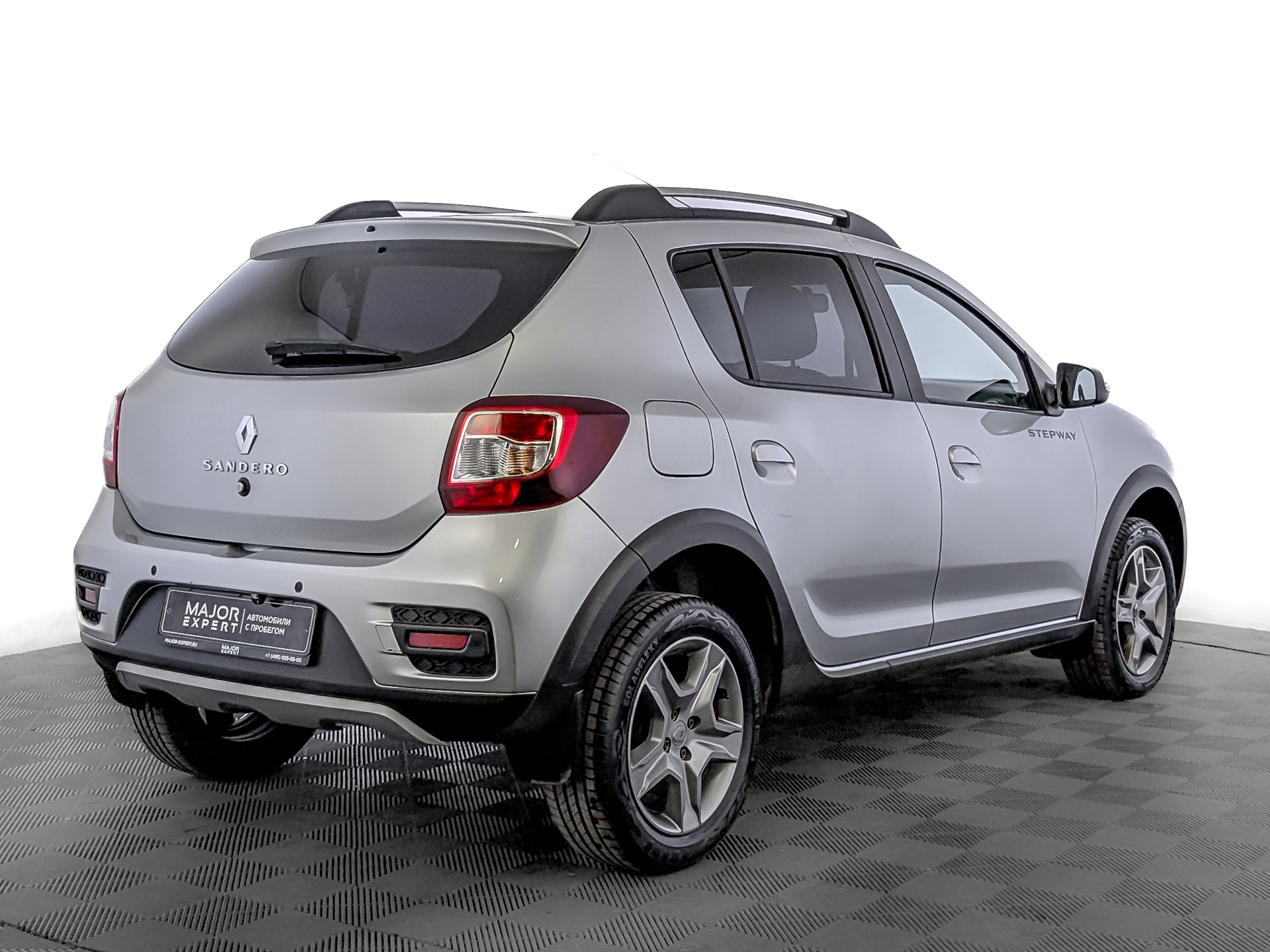 RENAULT Sandero 1.60 (102 л.с), автомат, 2021, пробег 107 636 км