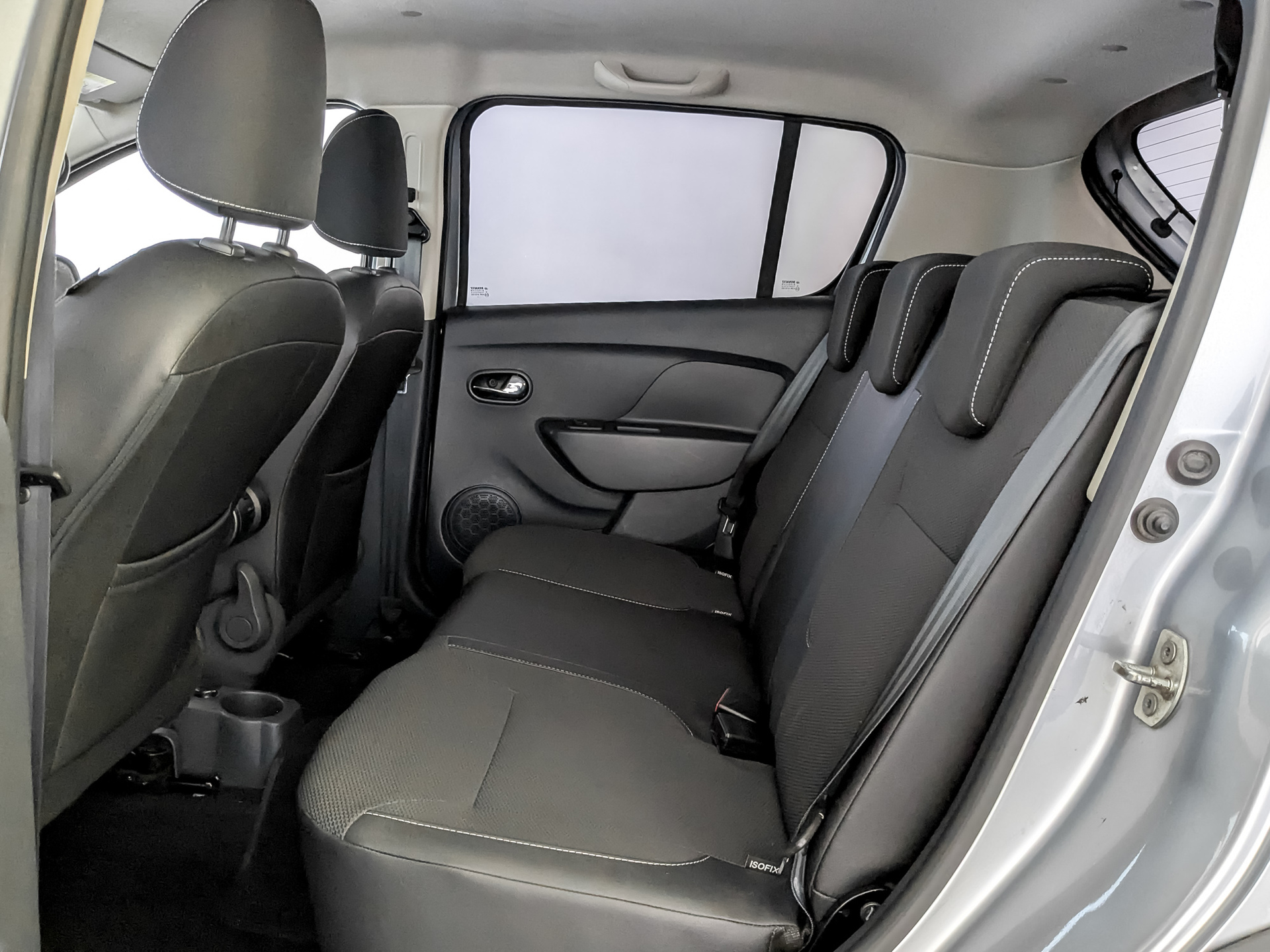 RENAULT Sandero 1.60 (102 л.с), автомат, 2021, пробег 107 636 км