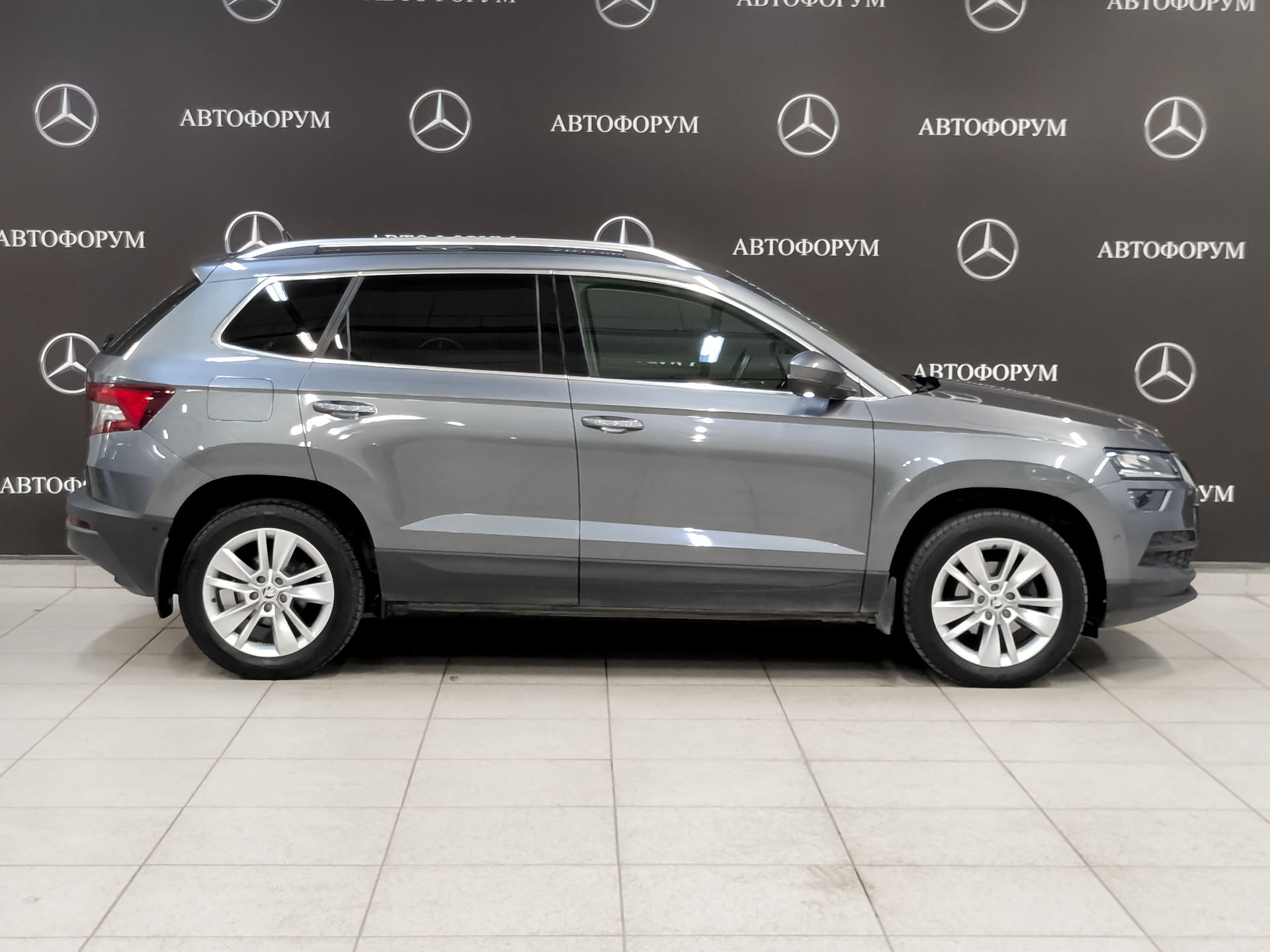 SKODA Karoq 1.40 (150 л.с), автомат, 2021, пробег 45 000 км
