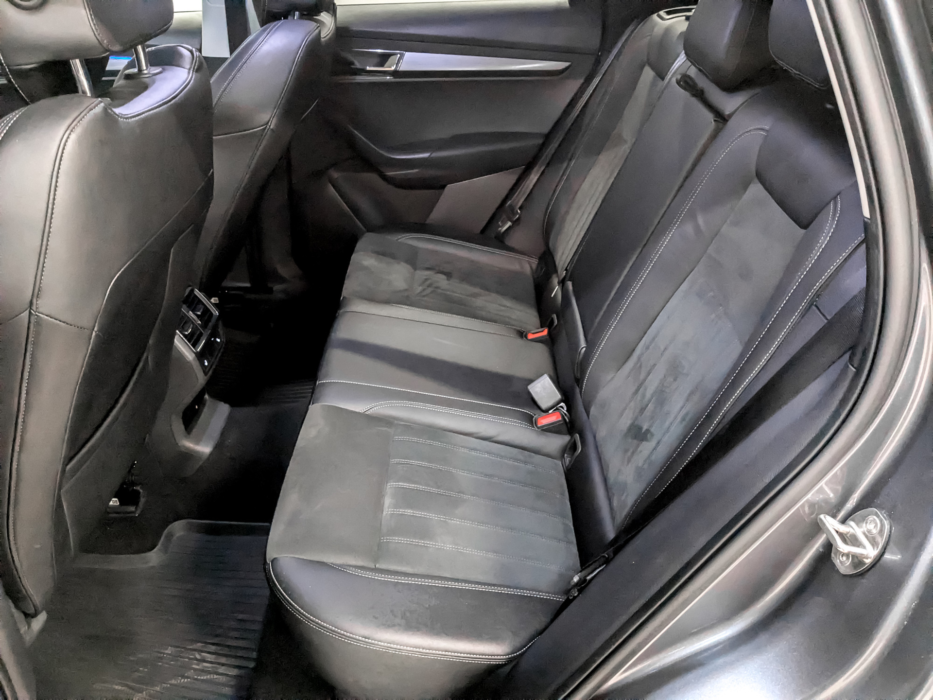 SKODA Karoq 1.40 (150 л.с), автомат, 2021, пробег 45 000 км