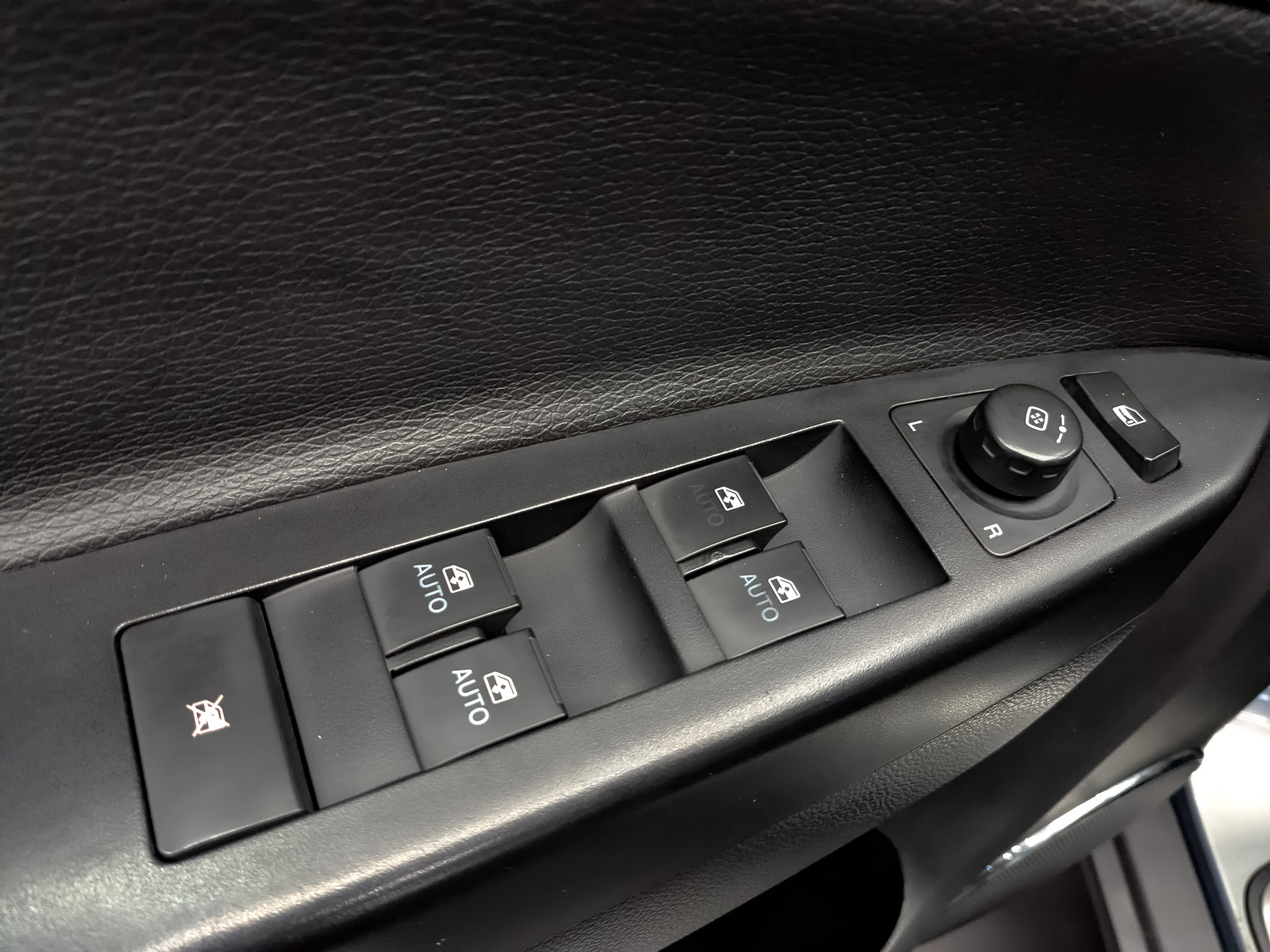OPEL Antara 2.20 (184 л.с), автомат, 2013, пробег 149 400 км