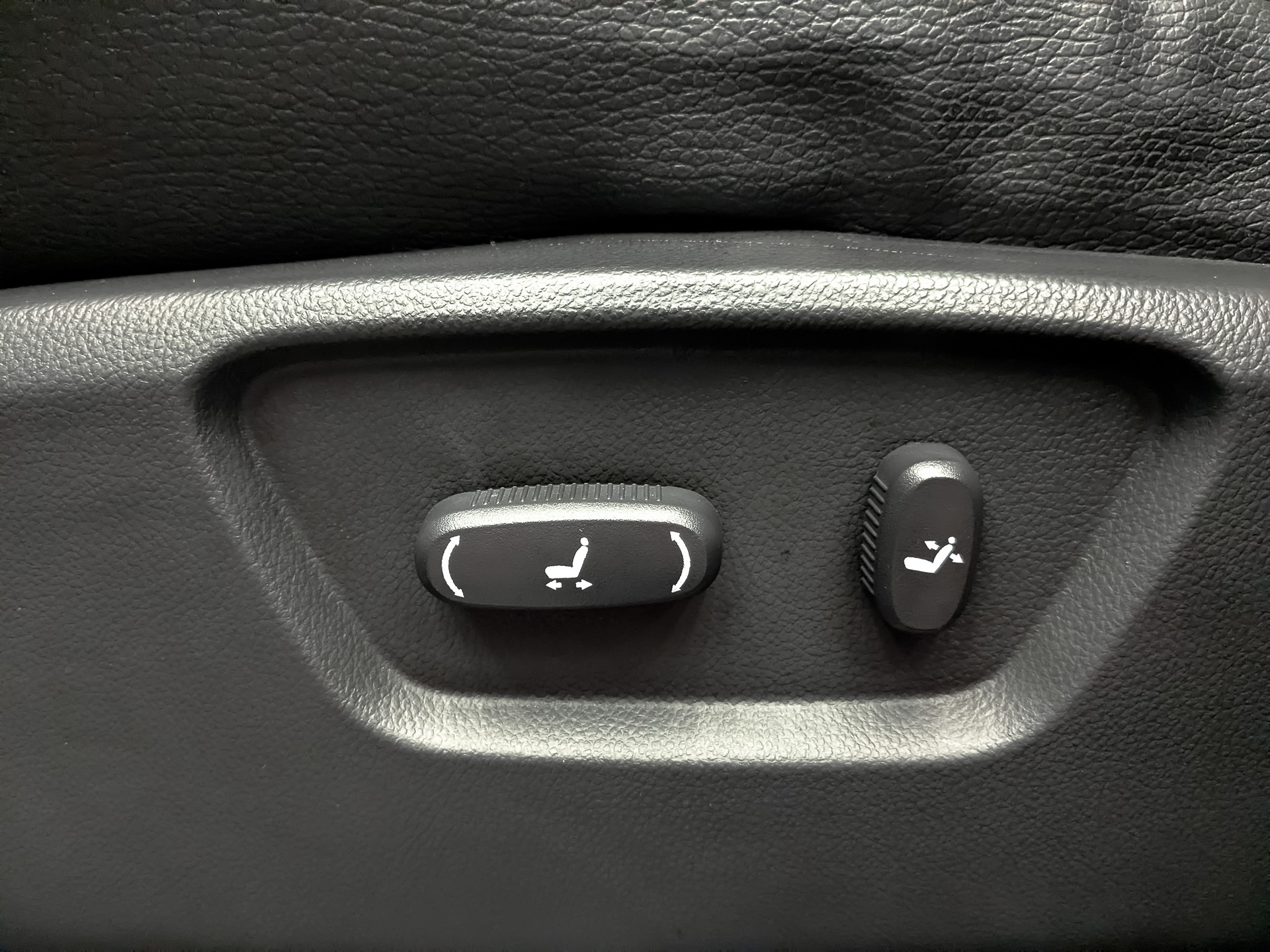 OPEL Antara 2.20 (184 л.с), автомат, 2013, пробег 149 400 км
