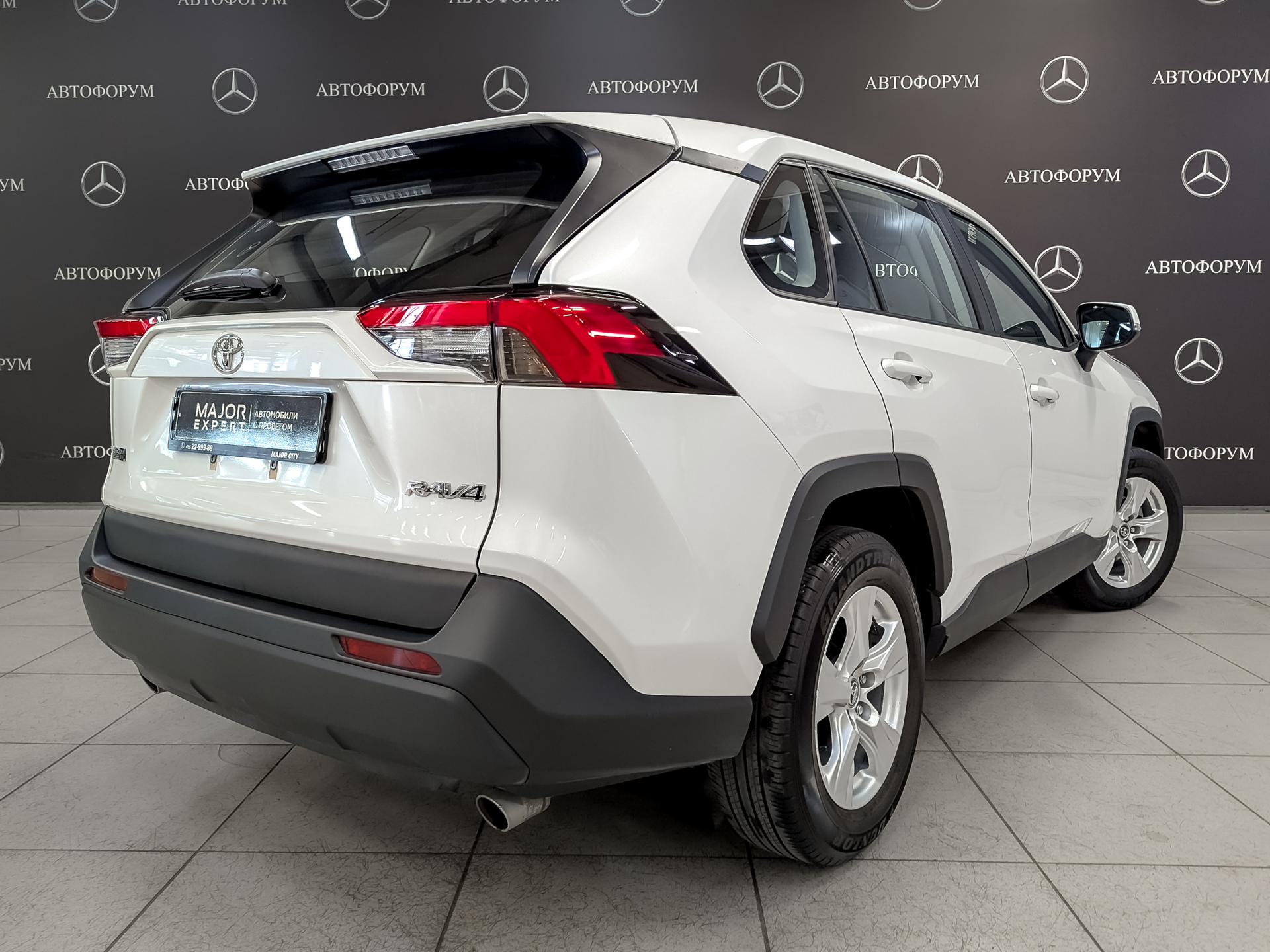 TOYOTA Rav-4 2.00 (171 л.с), автомат, 2025, пробег 38 652 км