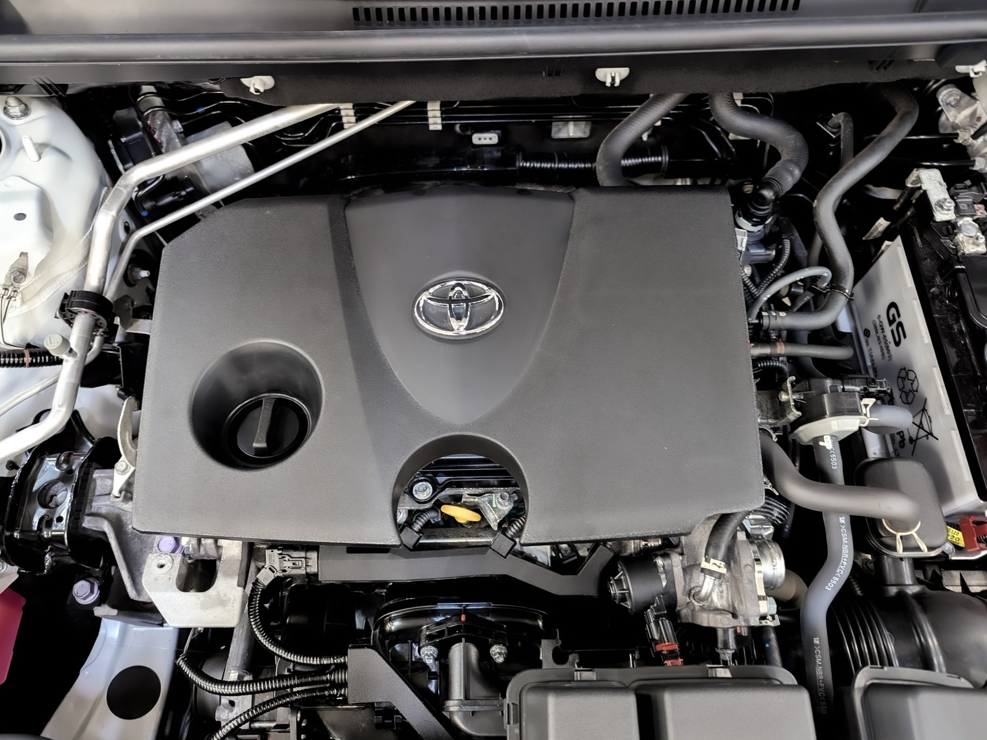 TOYOTA Rav-4 2.00 (171 л.с), автомат, 2025, пробег 38 652 км