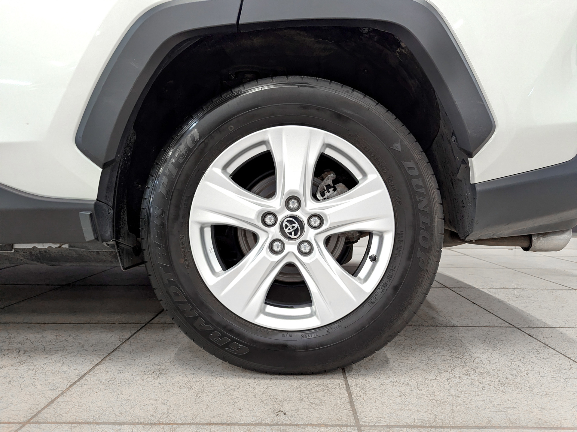 TOYOTA Rav-4 2.00 (171 л.с), автомат, 2025, пробег 38 652 км