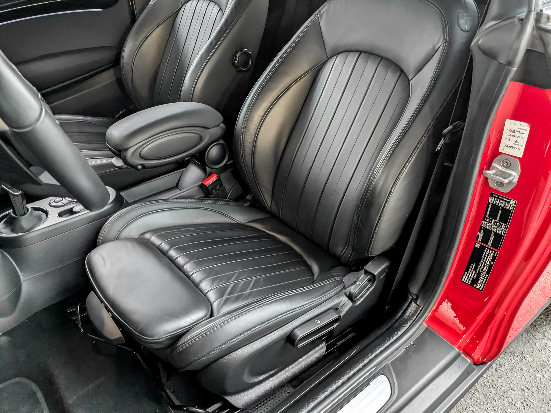 MINI Cabrio 2.00 (192 л.с), автомат, 2022, пробег 48 277 км