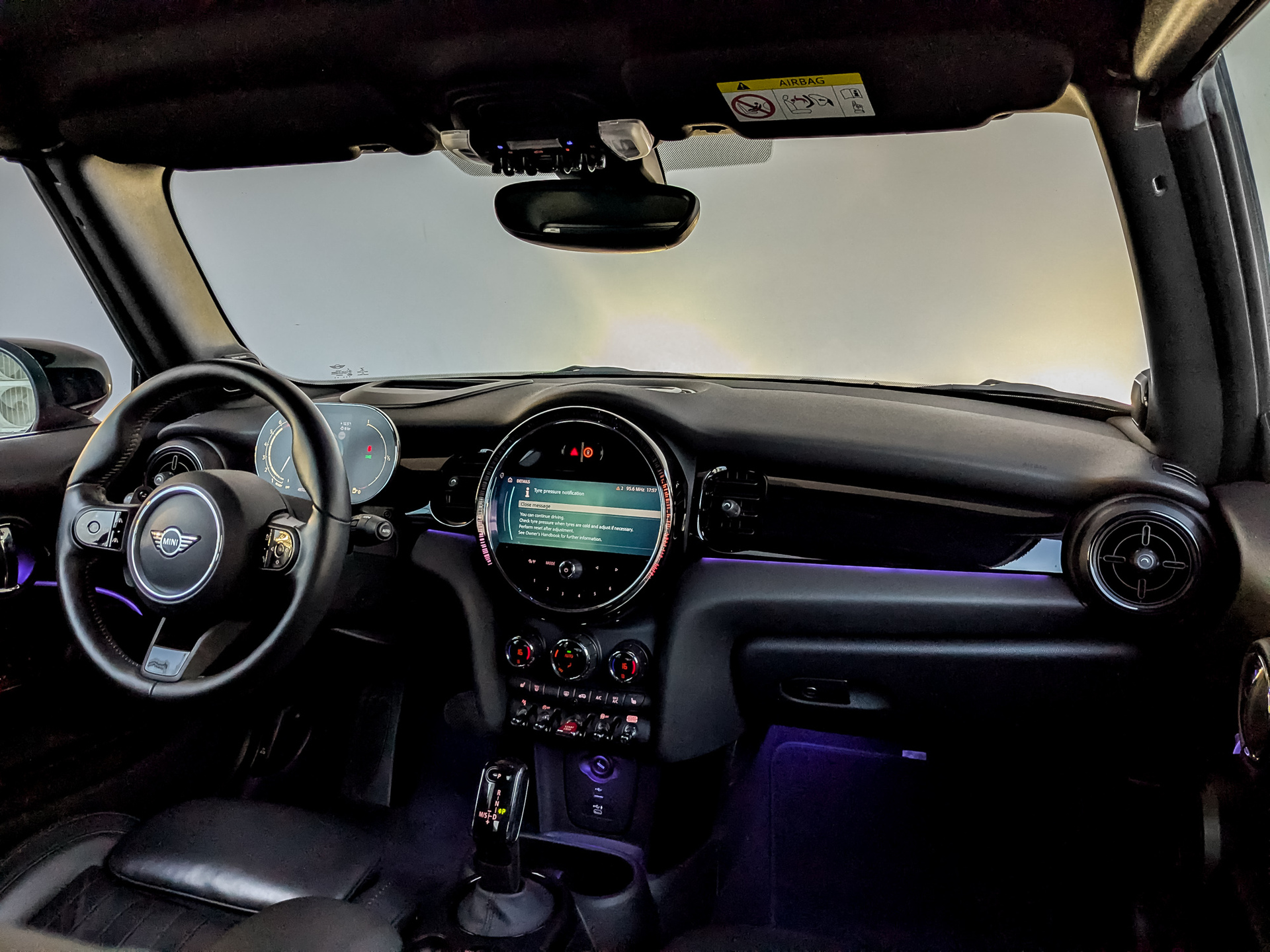 MINI Cabrio 2.00 (192 л.с), автомат, 2022, пробег 48 277 км