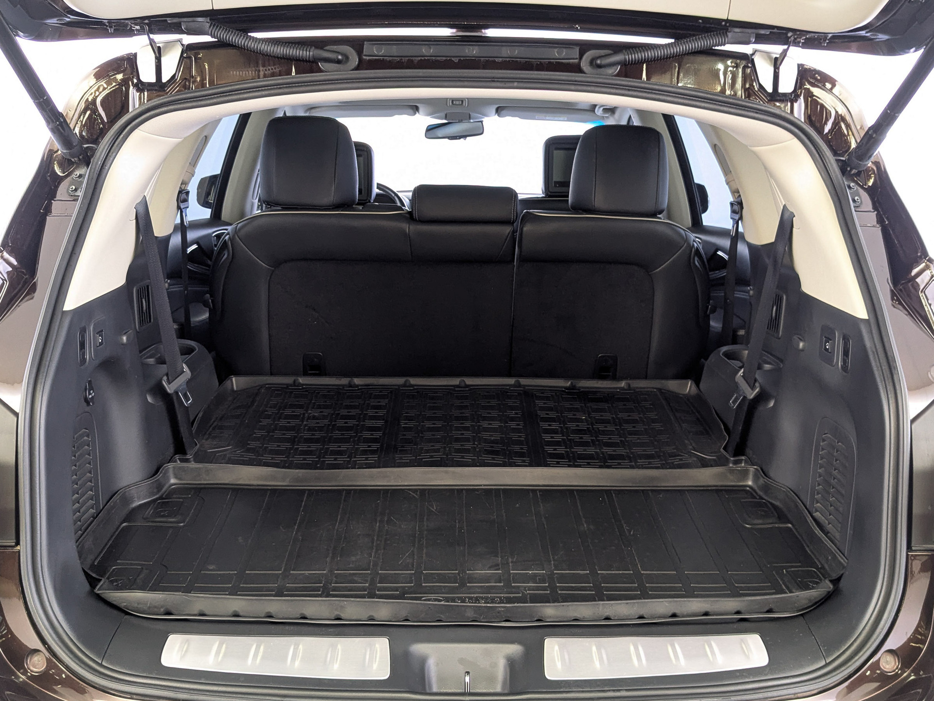 INFINITI QX60 3.50 (283 л.с), автомат, 2019, пробег 102 694 км