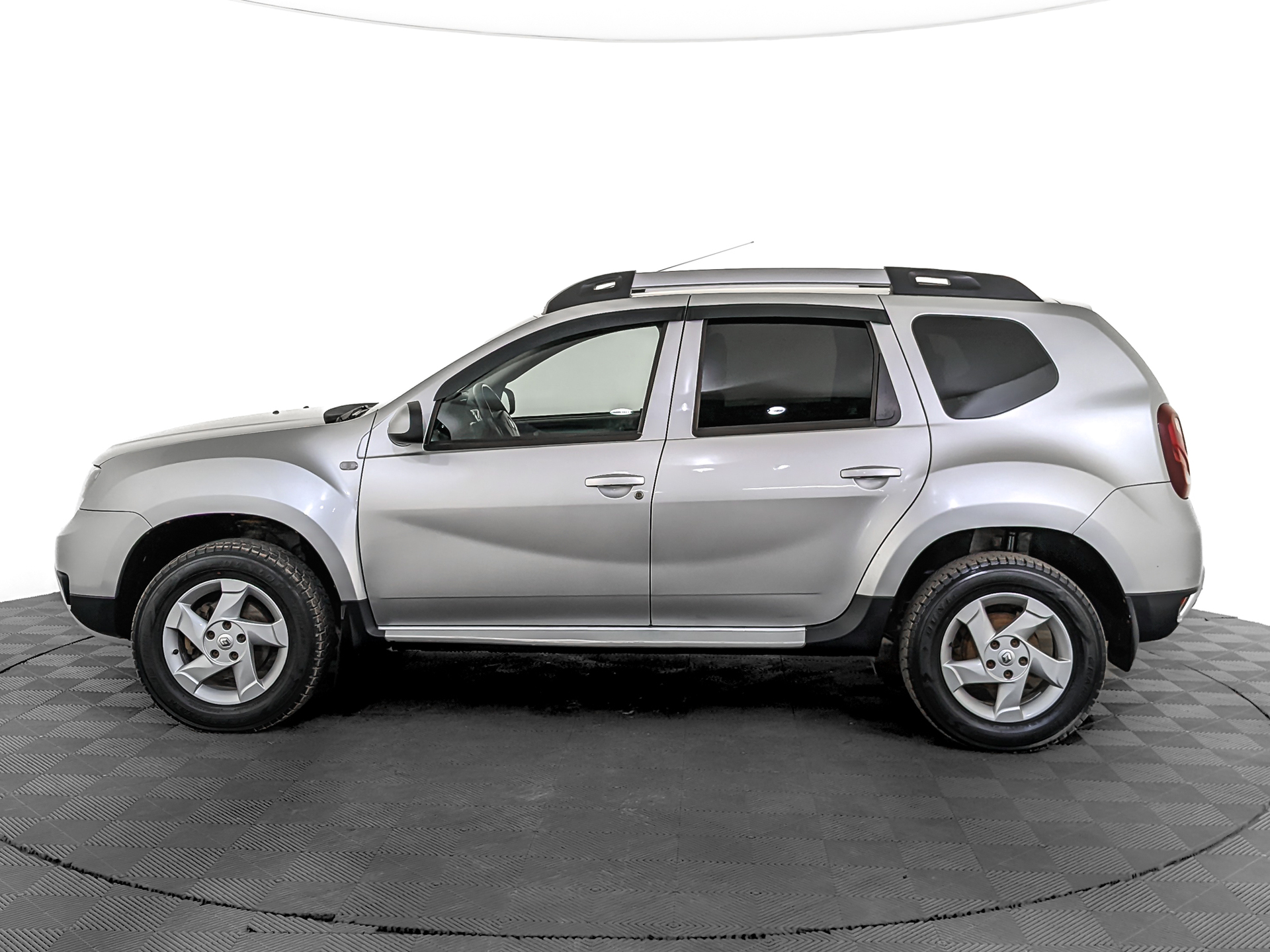 RENAULT Duster 1.60 (114 л.с), механическая, 2017, пробег 87 399 км