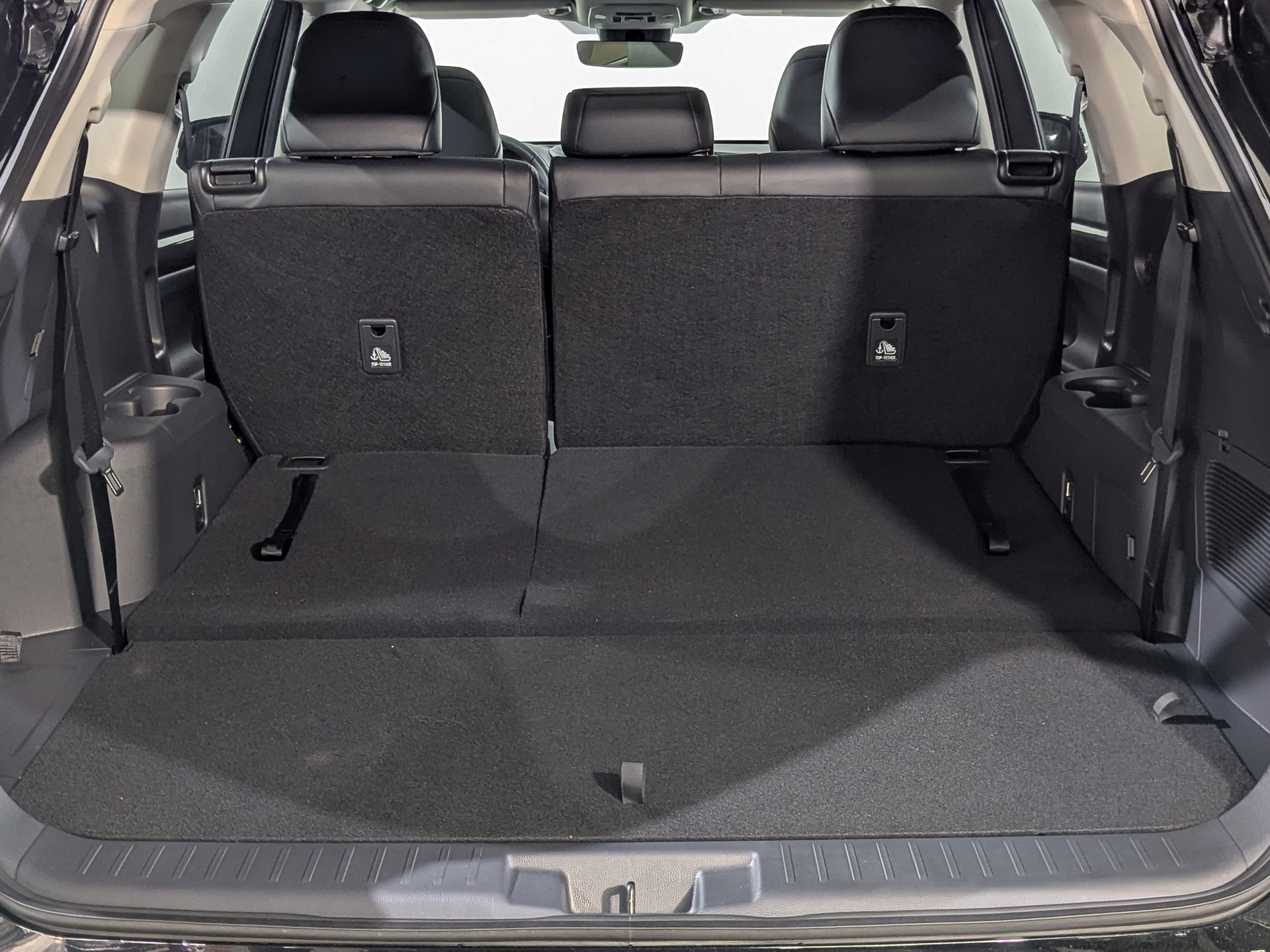 TOYOTA Highlander 2.00 (248 л.с), автомат, 2026, пробег 294 км