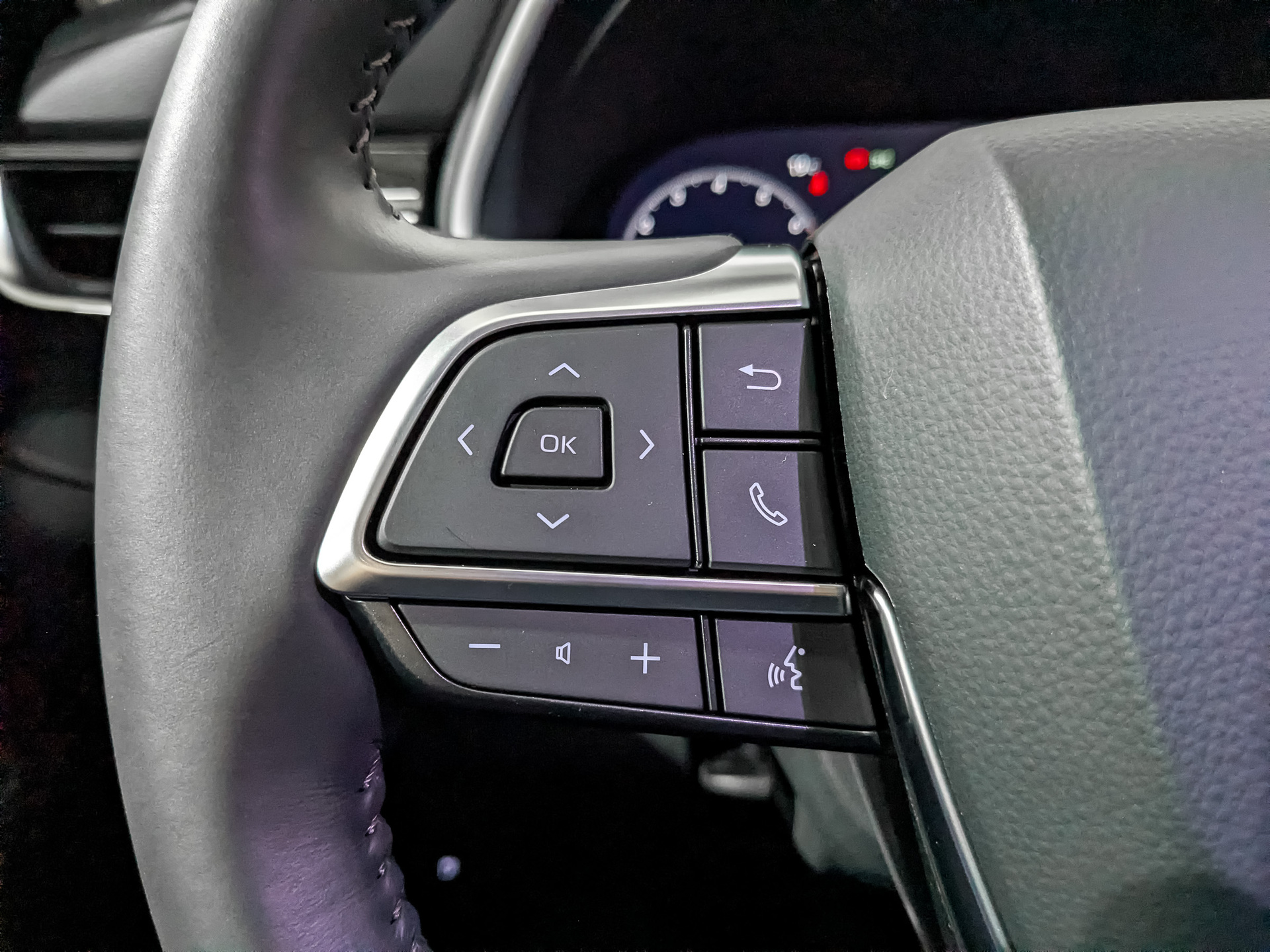 TOYOTA Highlander 2.00 (248 л.с), автомат, 2026, пробег 294 км