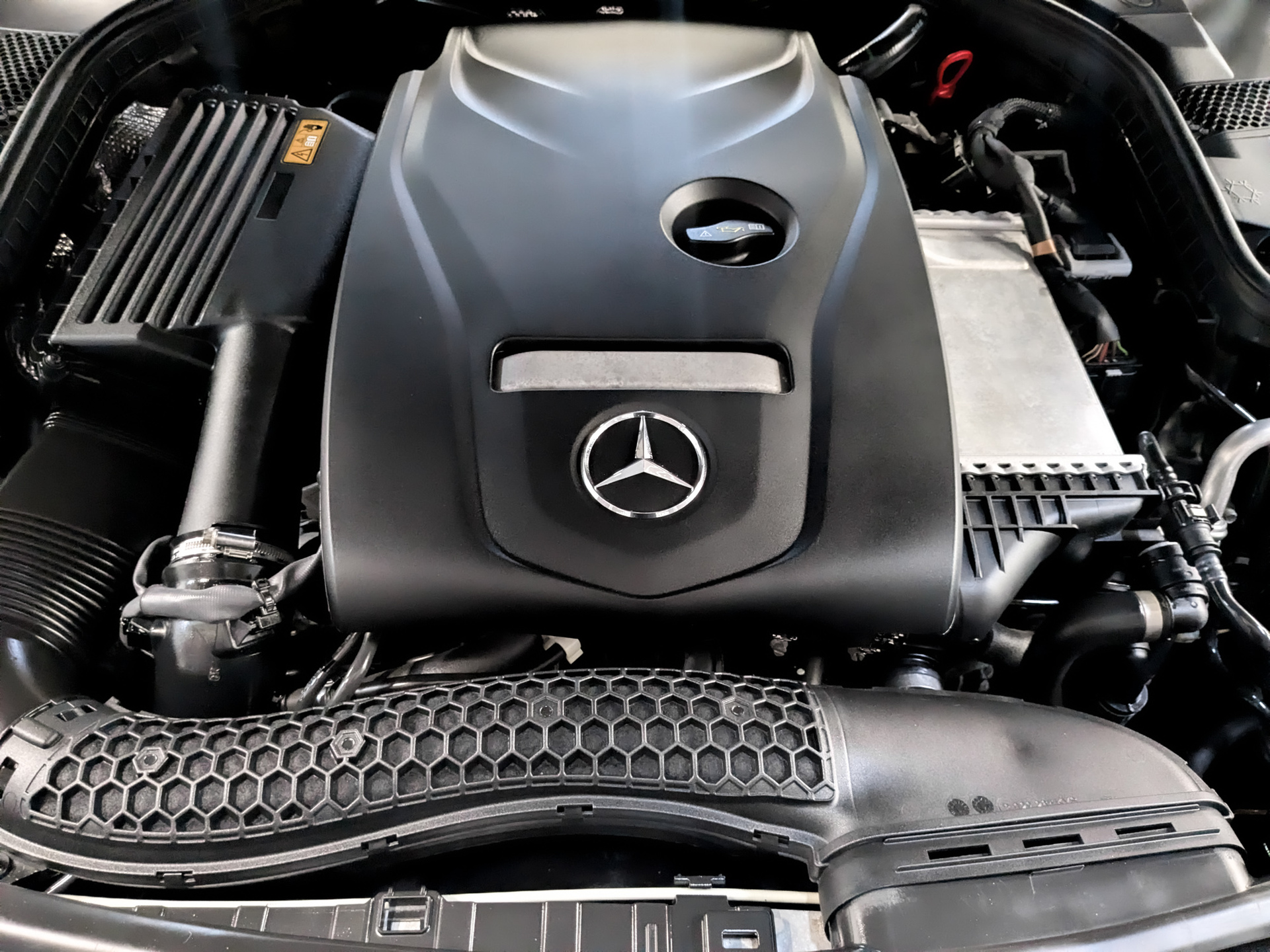 MERCEDES-BENZ C-Класс 1.60 (150 л.с), автомат, 2019, пробег 127 233 км