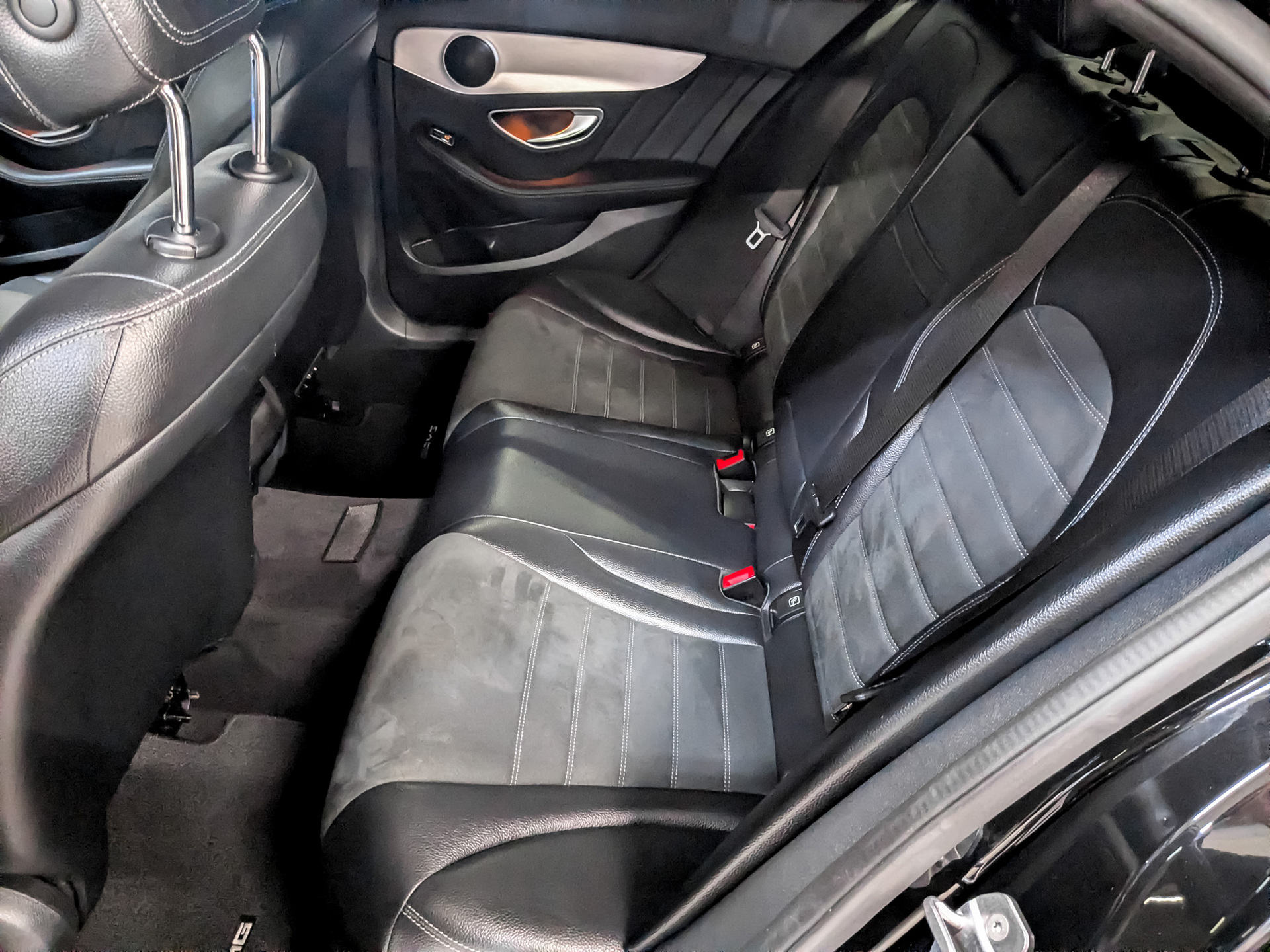 MERCEDES-BENZ C-Класс 1.60 (150 л.с), автомат, 2019, пробег 127 233 км