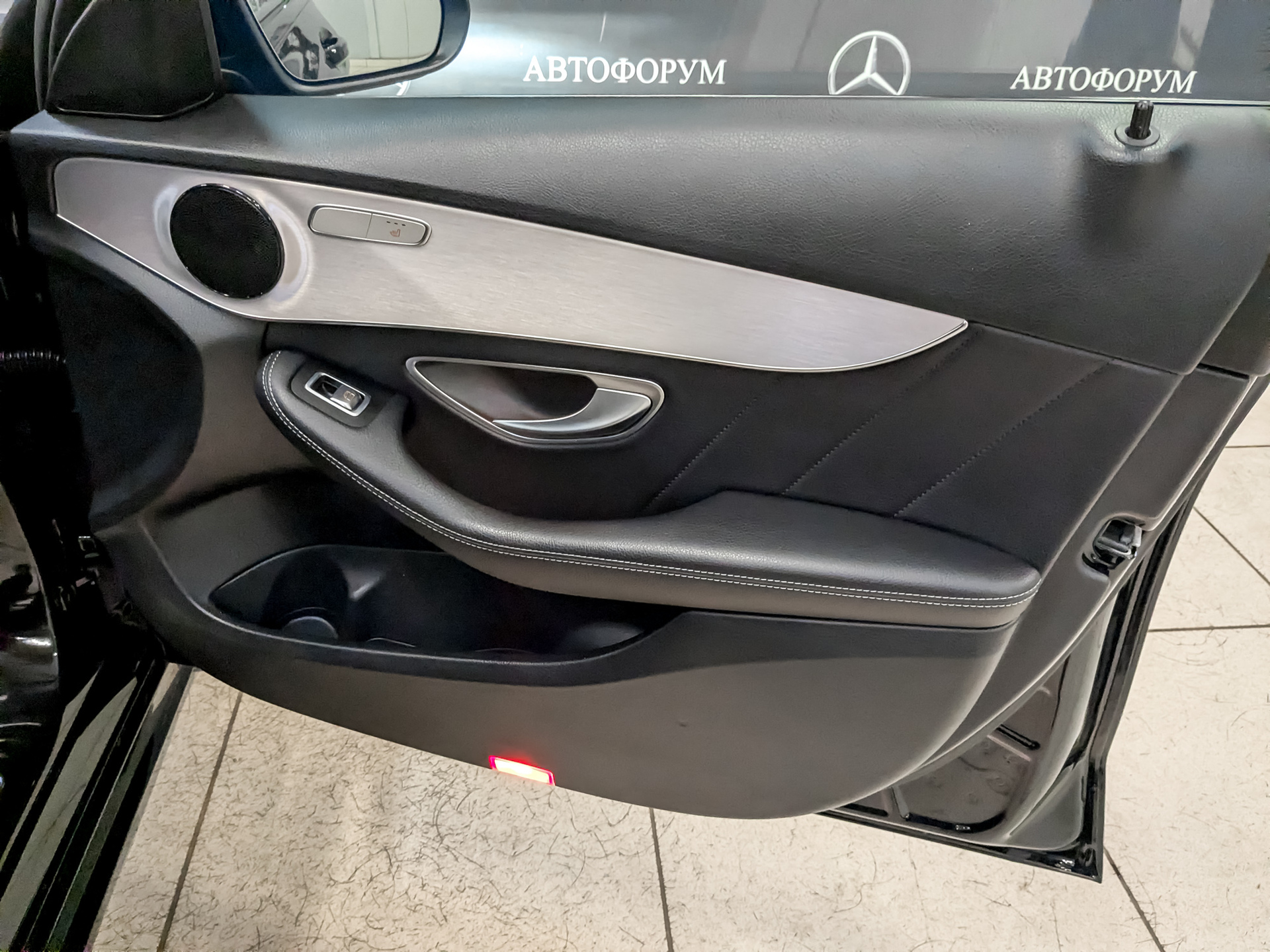MERCEDES-BENZ C-Класс 1.60 (150 л.с), автомат, 2019, пробег 127 233 км