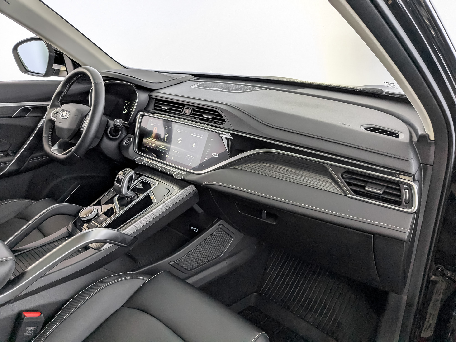 GEELY Atlas Pro 1.50 (177 л.с), автомат, 2023, пробег 22 127 км