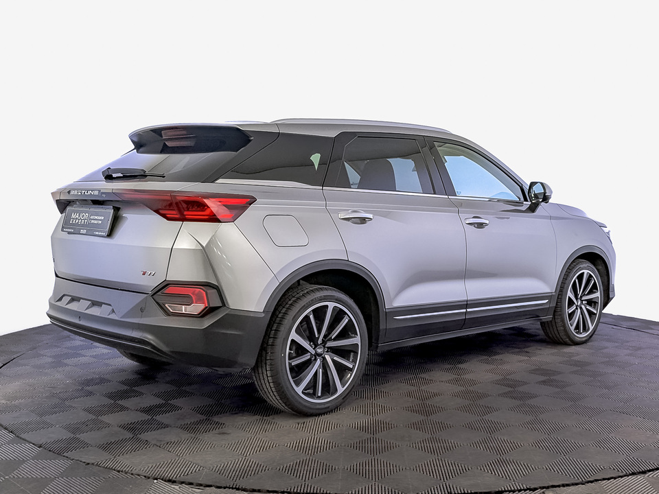 FAW Bestune T77