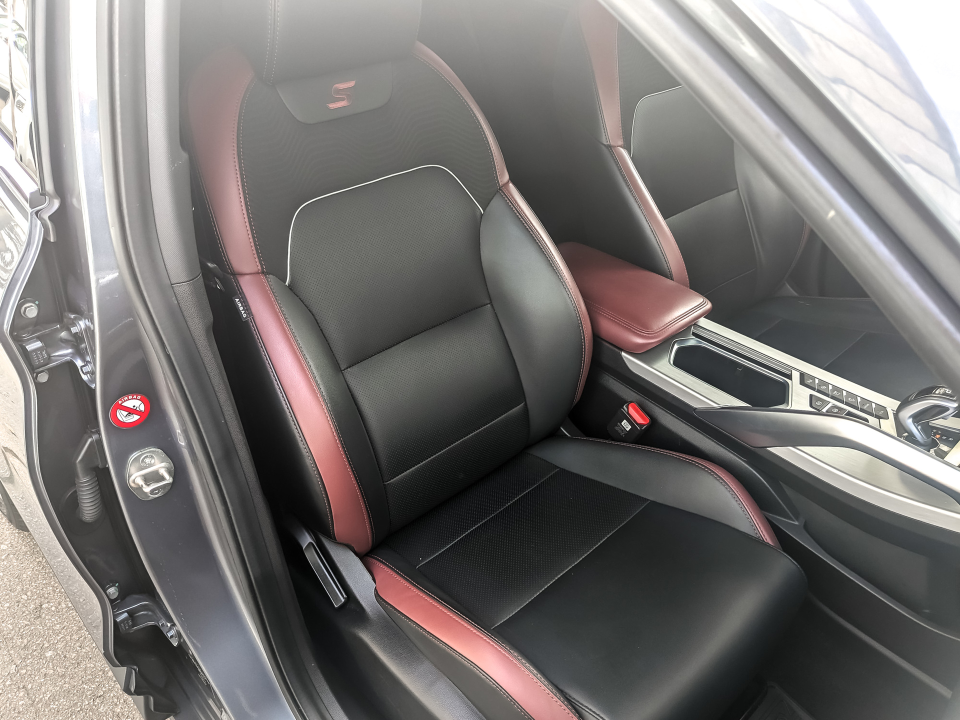 GEELY Coolray 1.50 (149 л.с), автомат, 2021, пробег 92 755 км