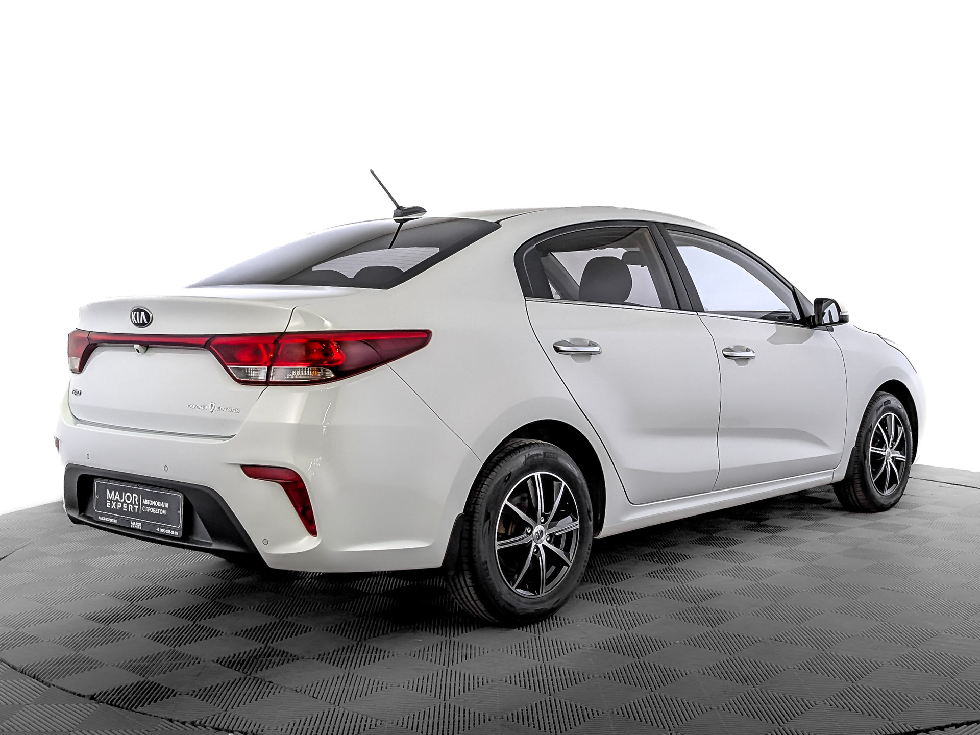 KIA Rio 1.60 (123 л.с), автомат, 2017, пробег 71 225 км