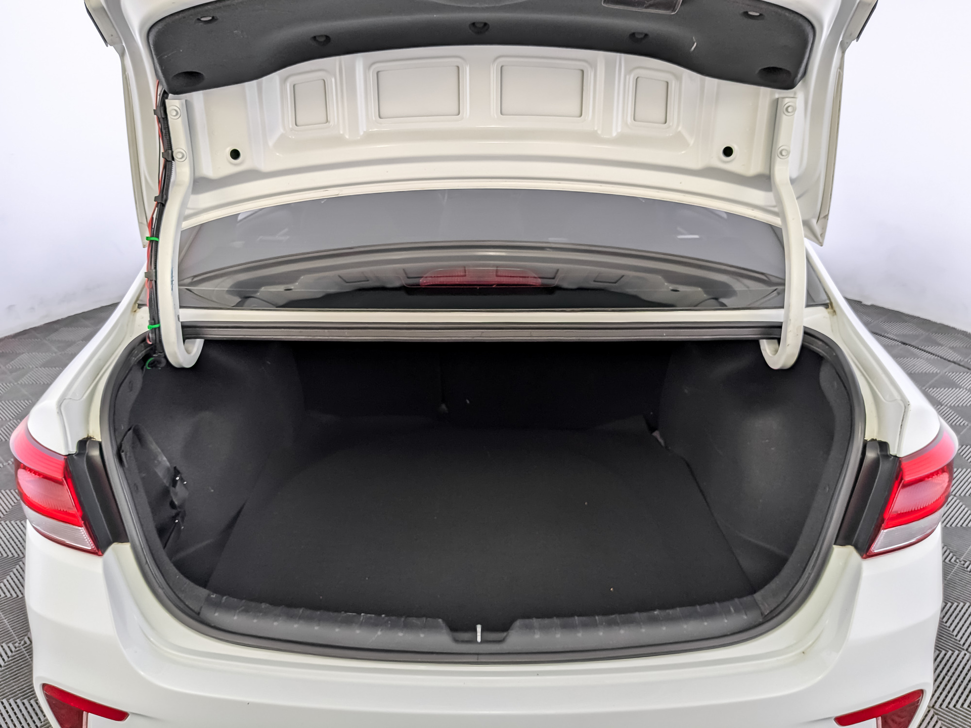 KIA Rio 1.60 (123 л.с), автомат, 2017, пробег 71 225 км