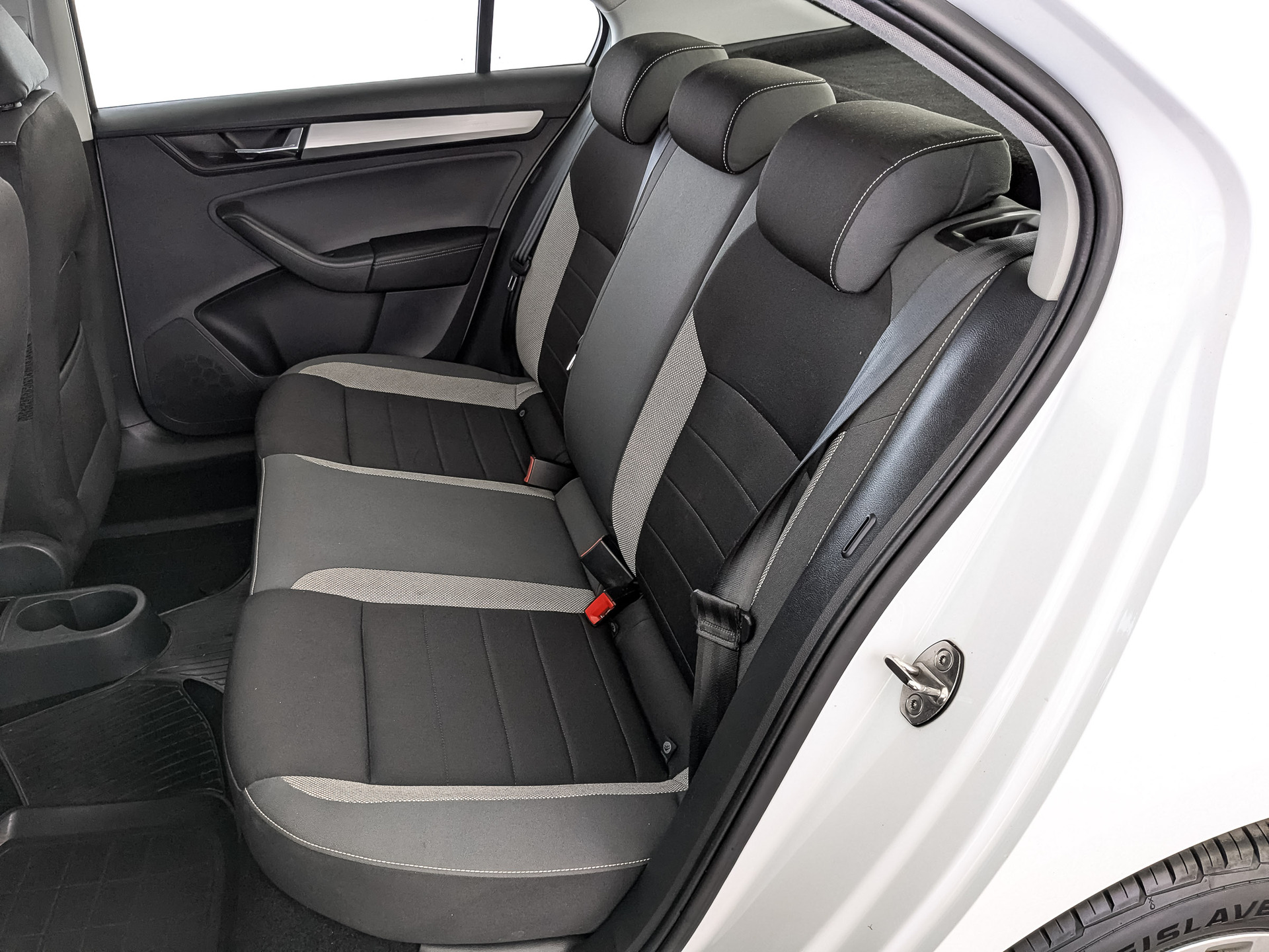 SKODA Rapid 1.60 (110 л.с), автомат, 2018, пробег 151 199 км