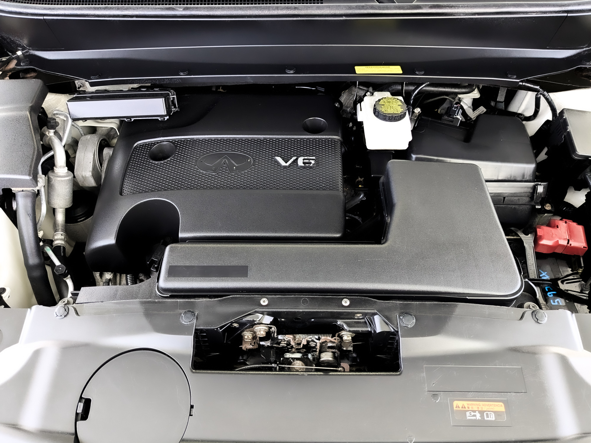 INFINITI QX60 3.50 (262 л.с), автомат, 2016, пробег 141 708 км