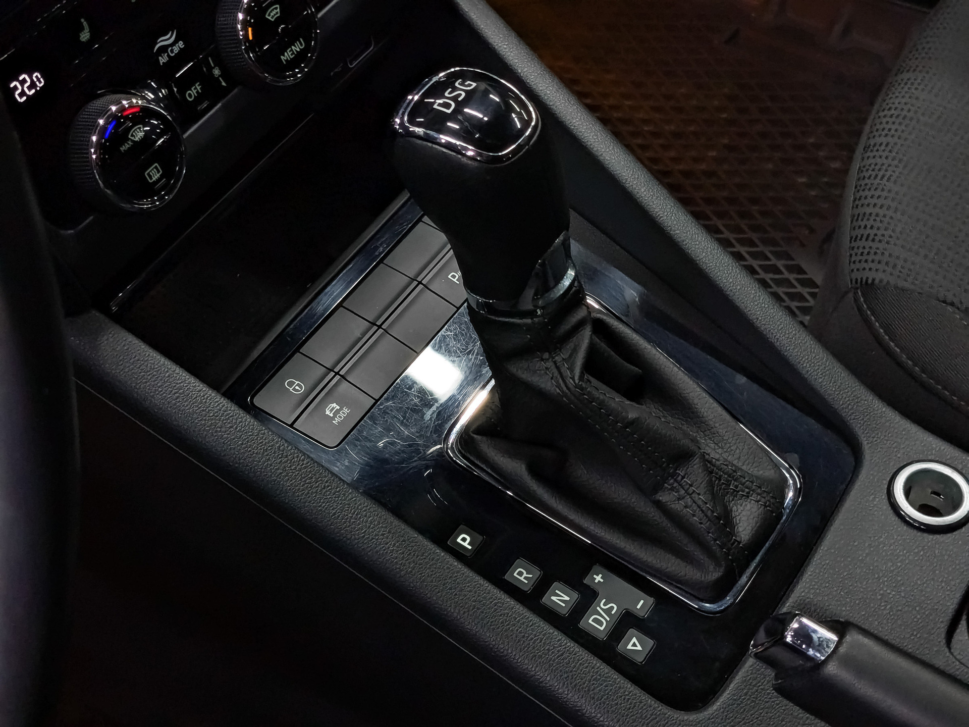 SKODA Octavia 1.40 (150 л.с), автомат, 2019, пробег 65 479 км