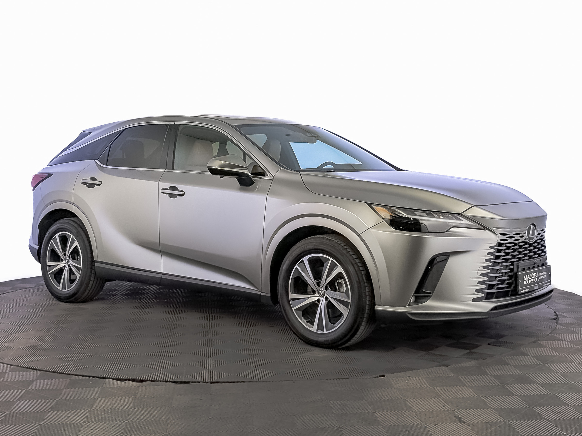 LEXUS RX 2.00 (248 л.с), автомат, 2025, пробег 14 995 км
