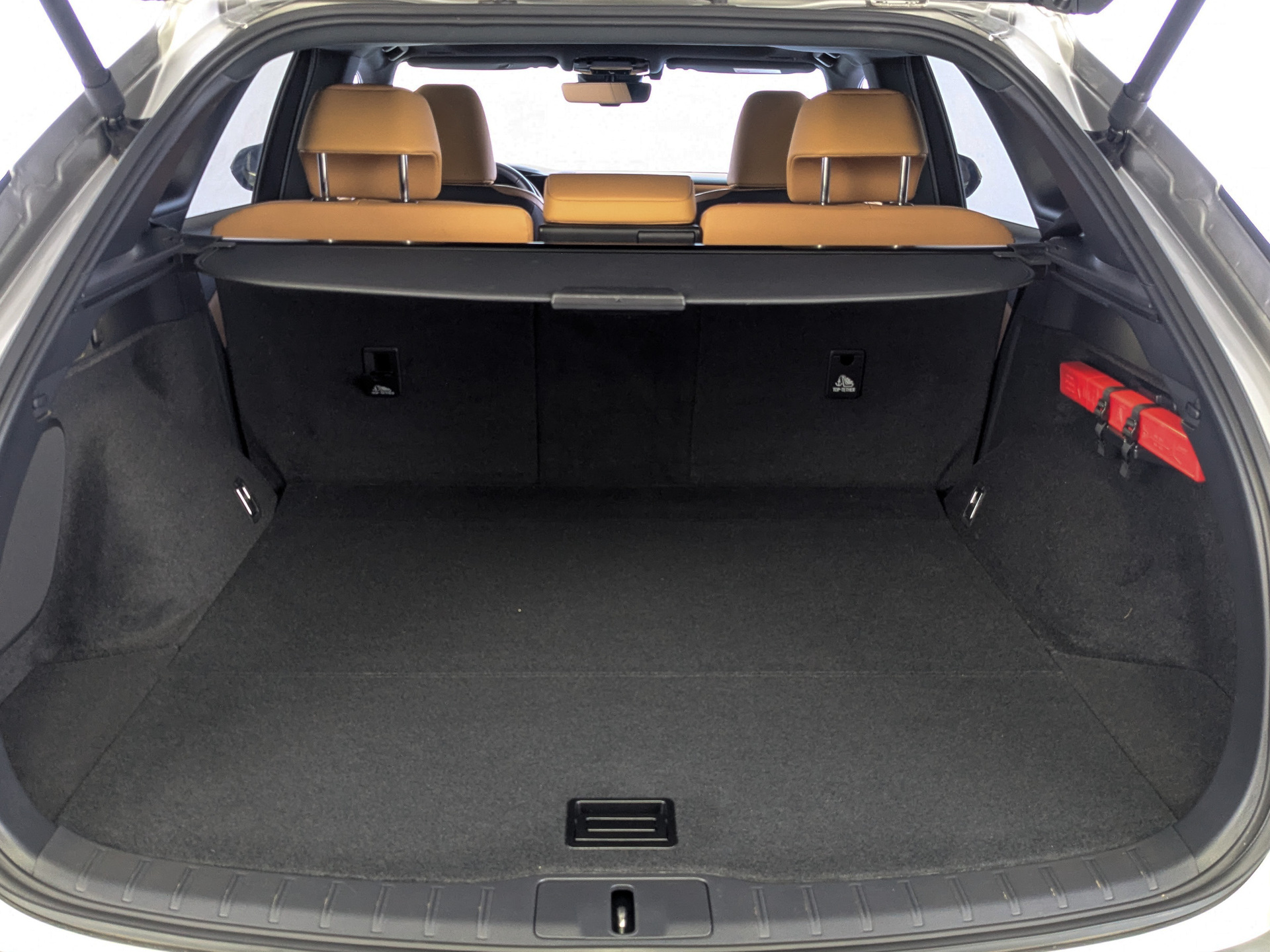 LEXUS RX 2.00 (248 л.с), автомат, 2025, пробег 14 995 км