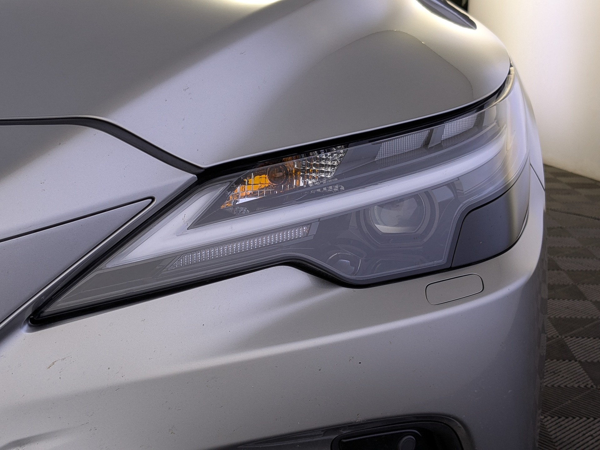 LEXUS RX 2.00 (248 л.с), автомат, 2025, пробег 14 995 км