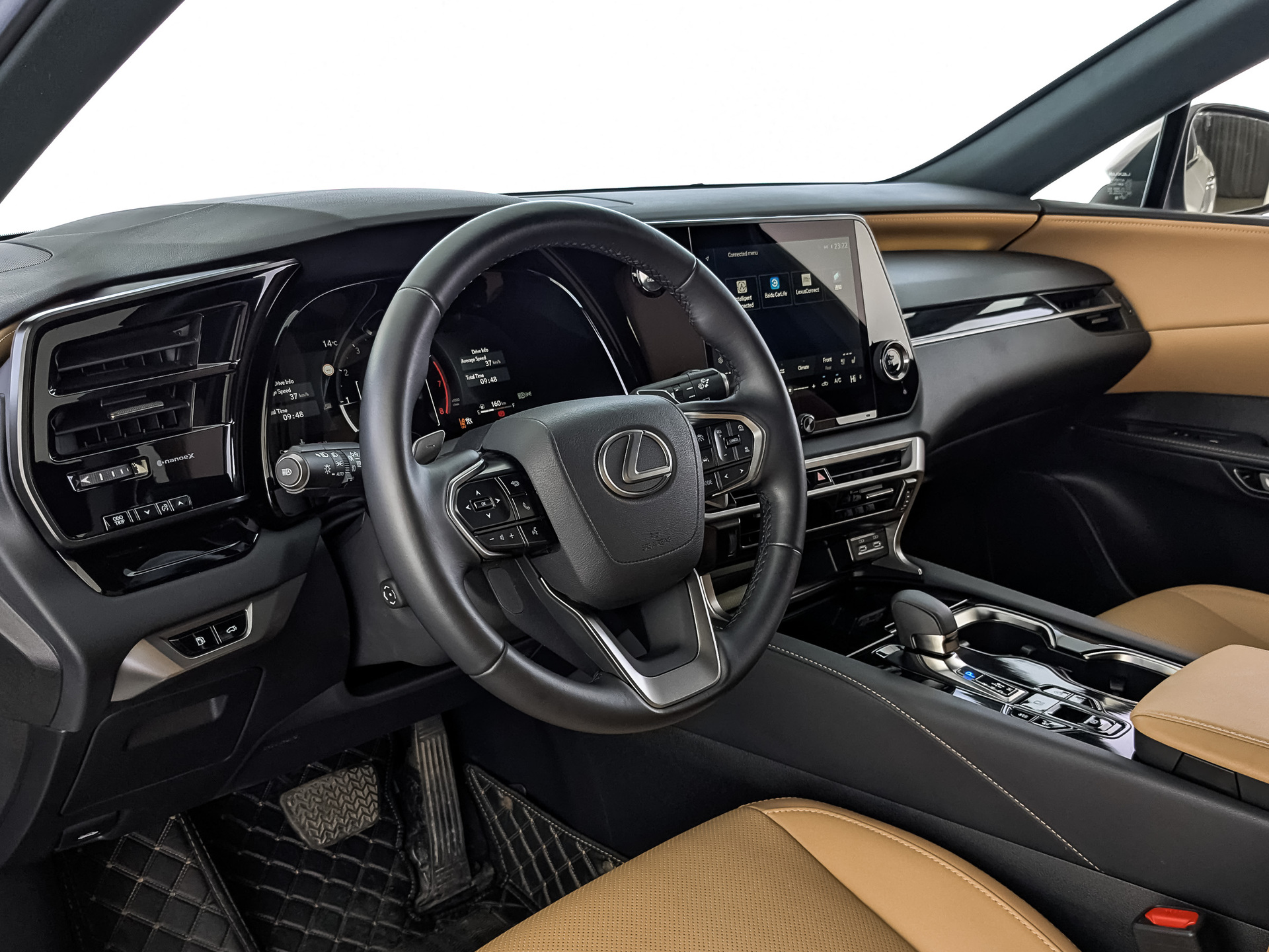 LEXUS RX 2.00 (248 л.с), автомат, 2025, пробег 14 995 км