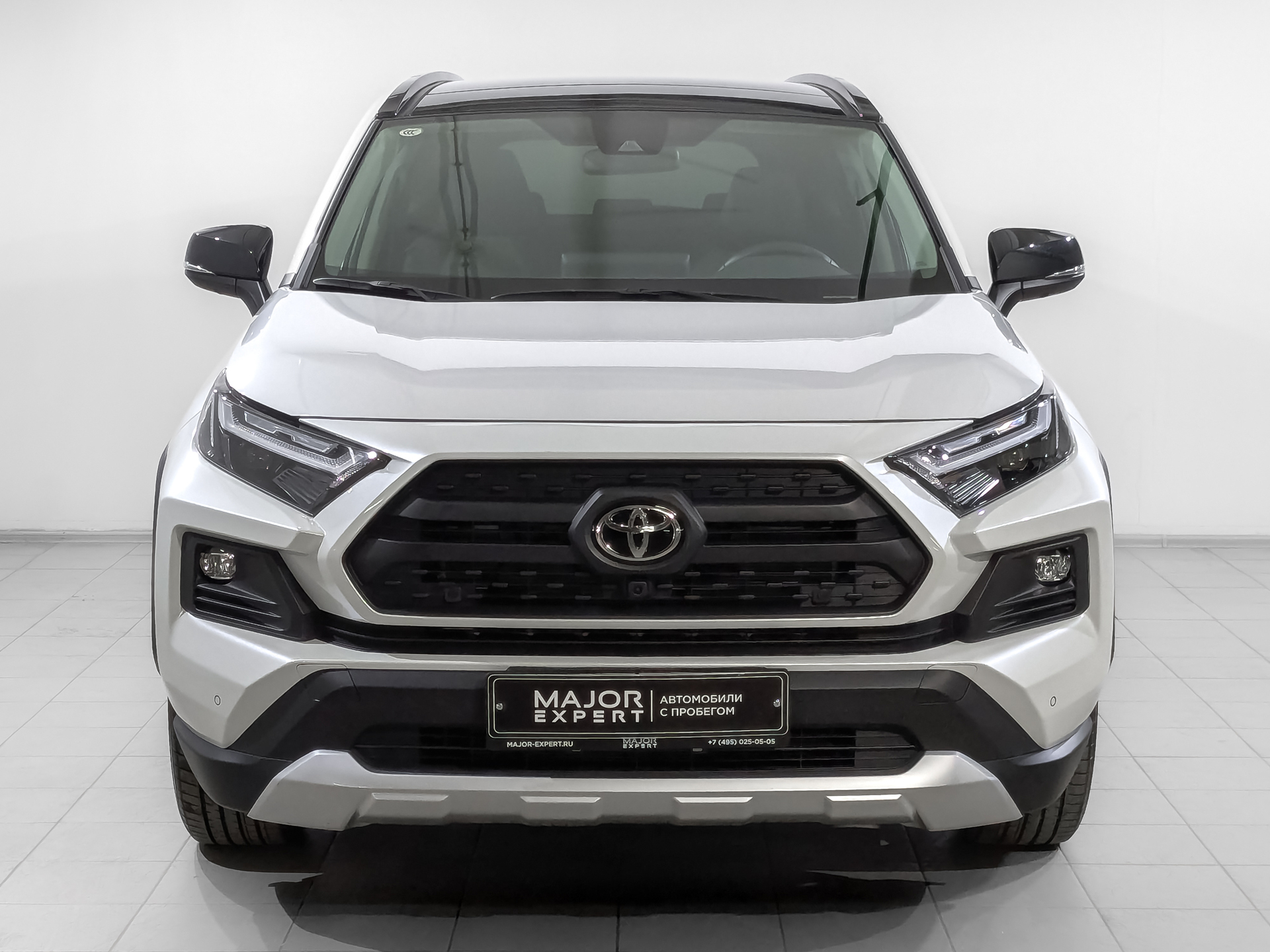 TOYOTA Rav-4 2.00 (171 л.с), автомат, 2025, пробег 3 933 км