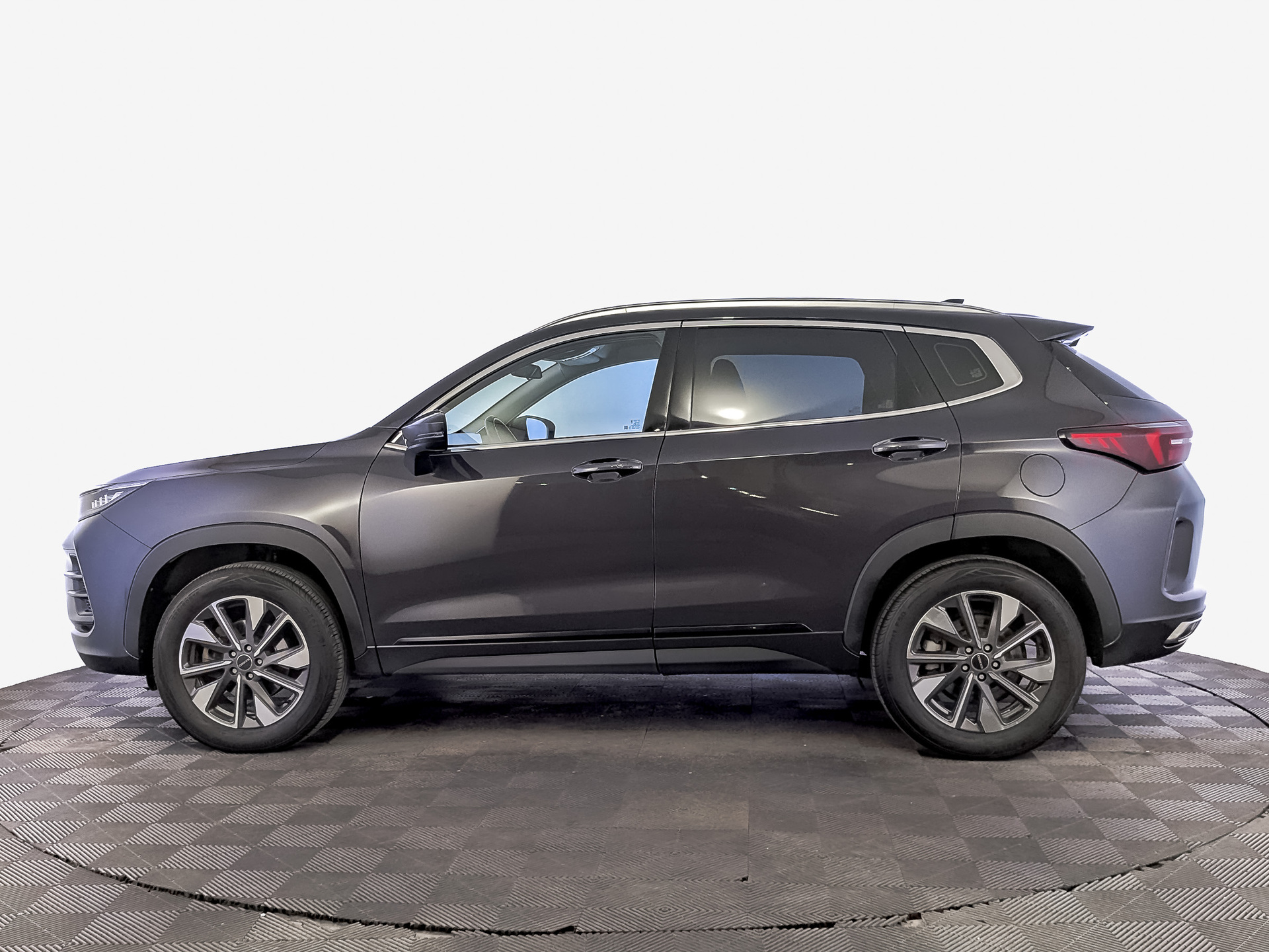 EXEED LX 1.50 (147 л.с), автомат, 2023, пробег 136 632 км