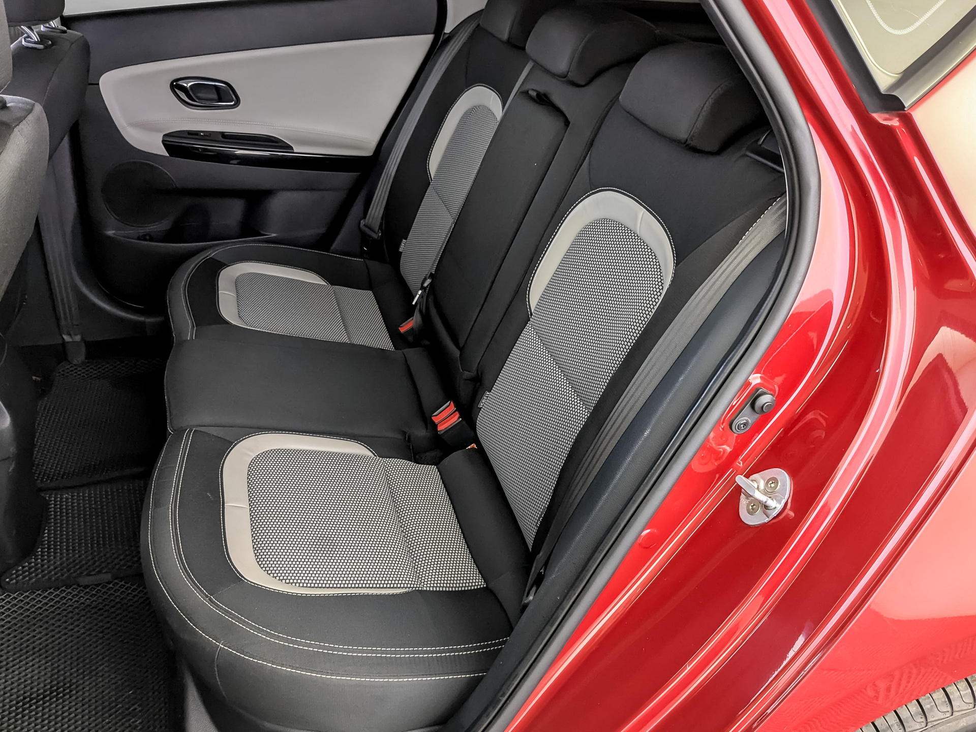 KIA Ceed 1.60 (129 л.с), автомат, 2014, пробег 234 366 км