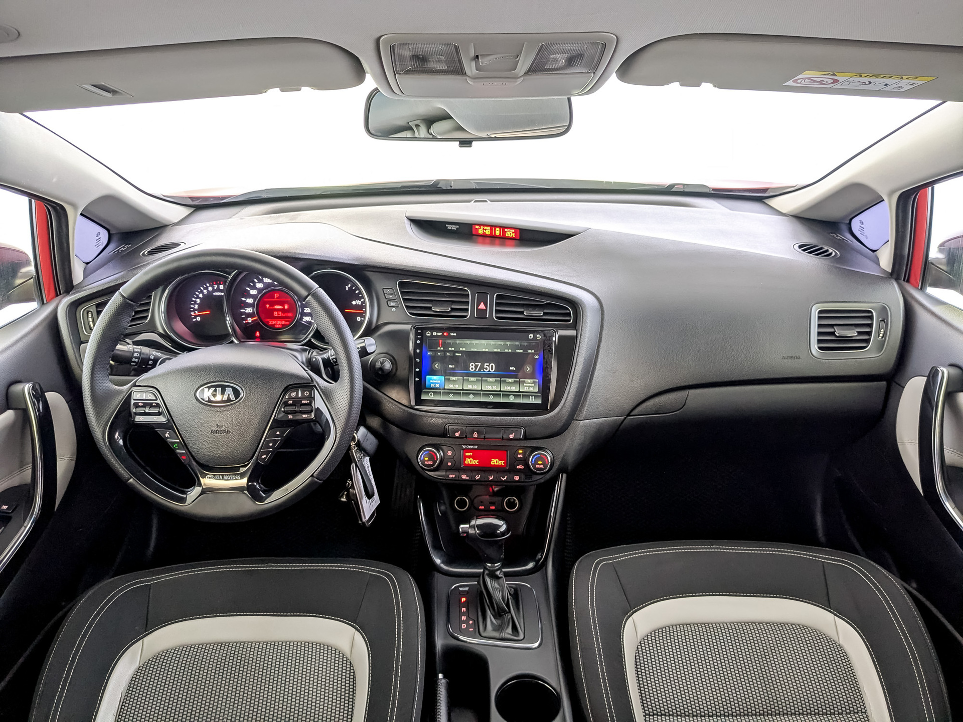 KIA Ceed 1.60 (129 л.с), автомат, 2014, пробег 234 366 км