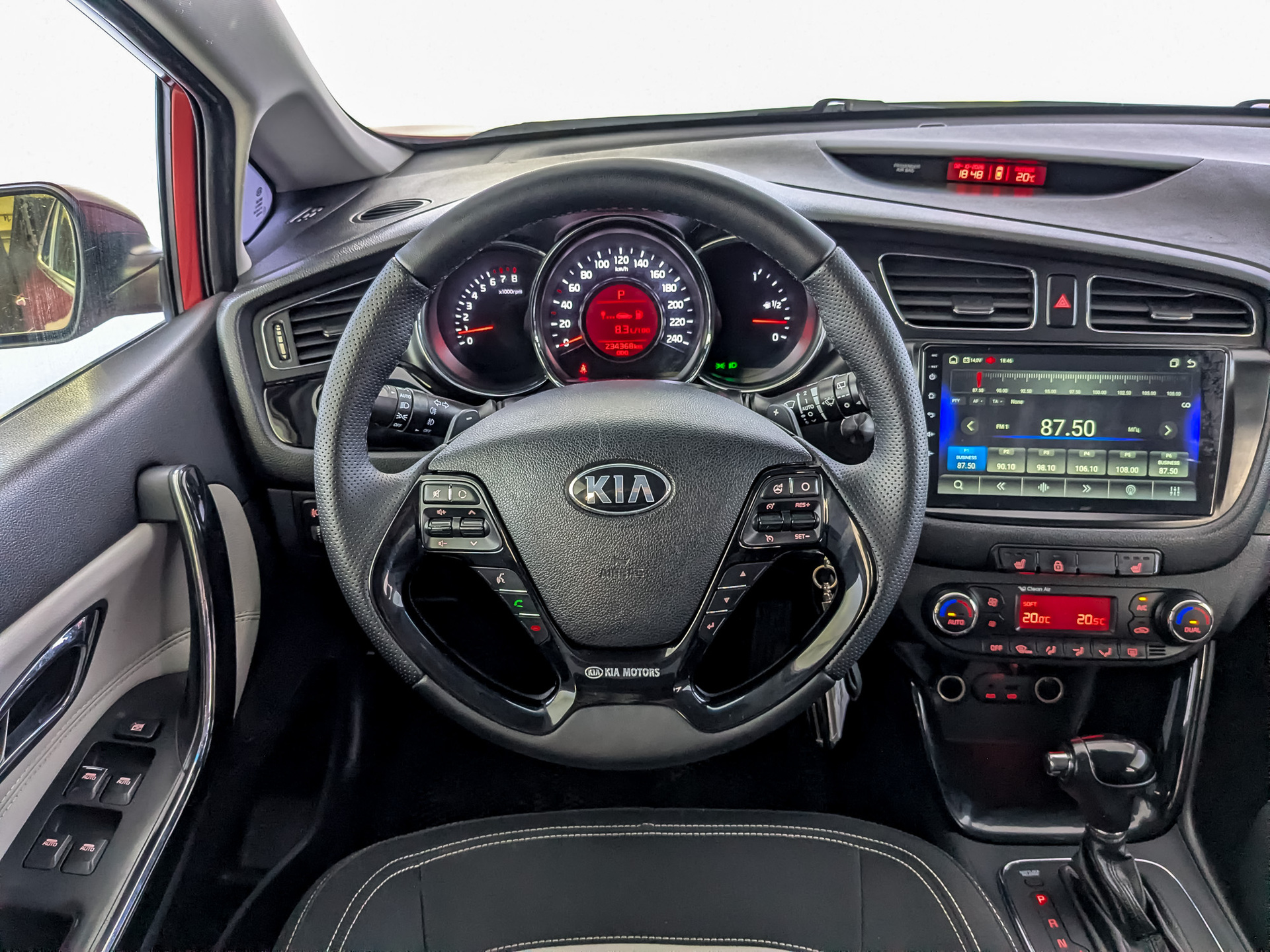 KIA Ceed 1.60 (129 л.с), автомат, 2014, пробег 234 366 км