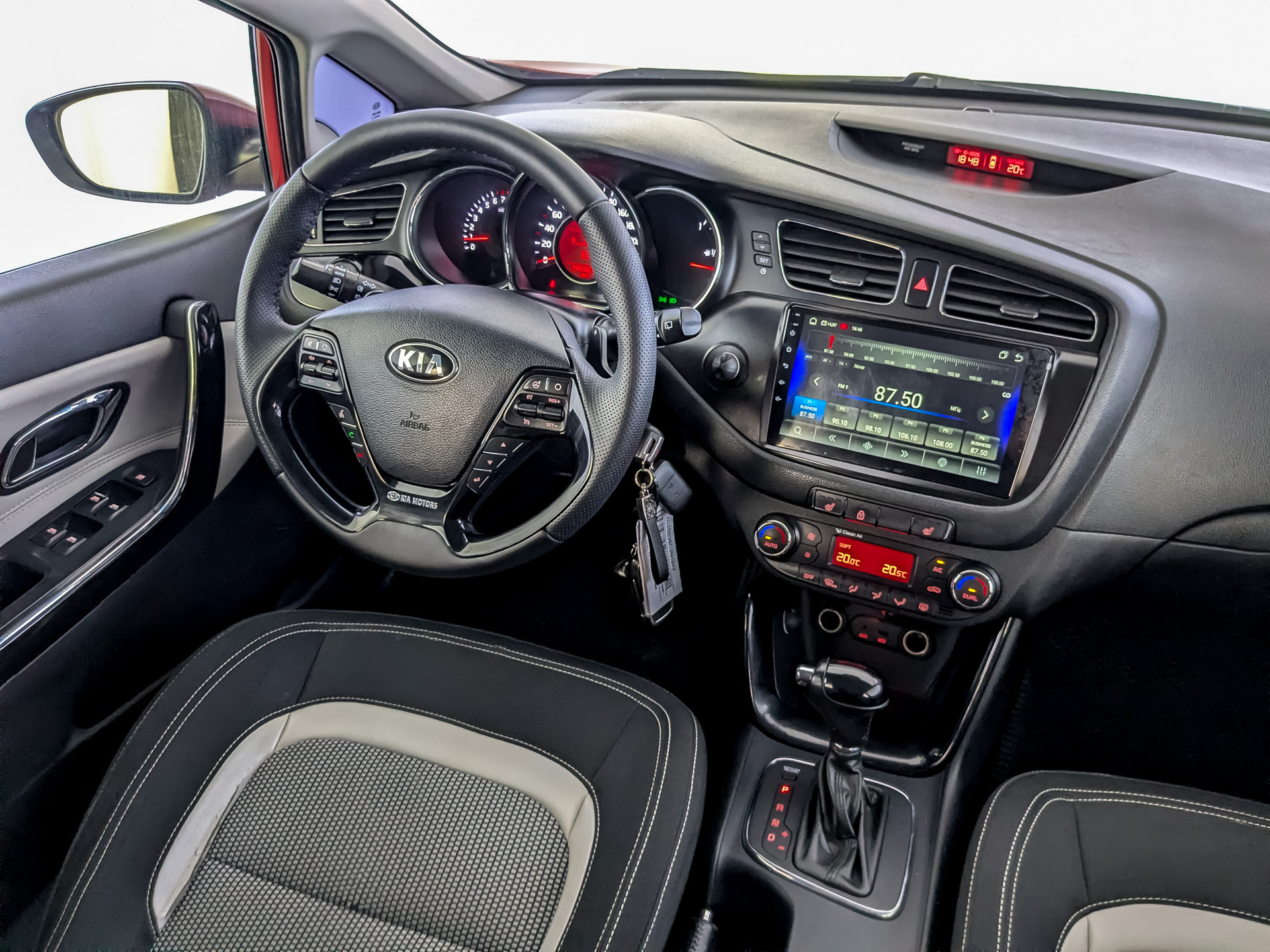 KIA Ceed 1.60 (129 л.с), автомат, 2014, пробег 234 366 км