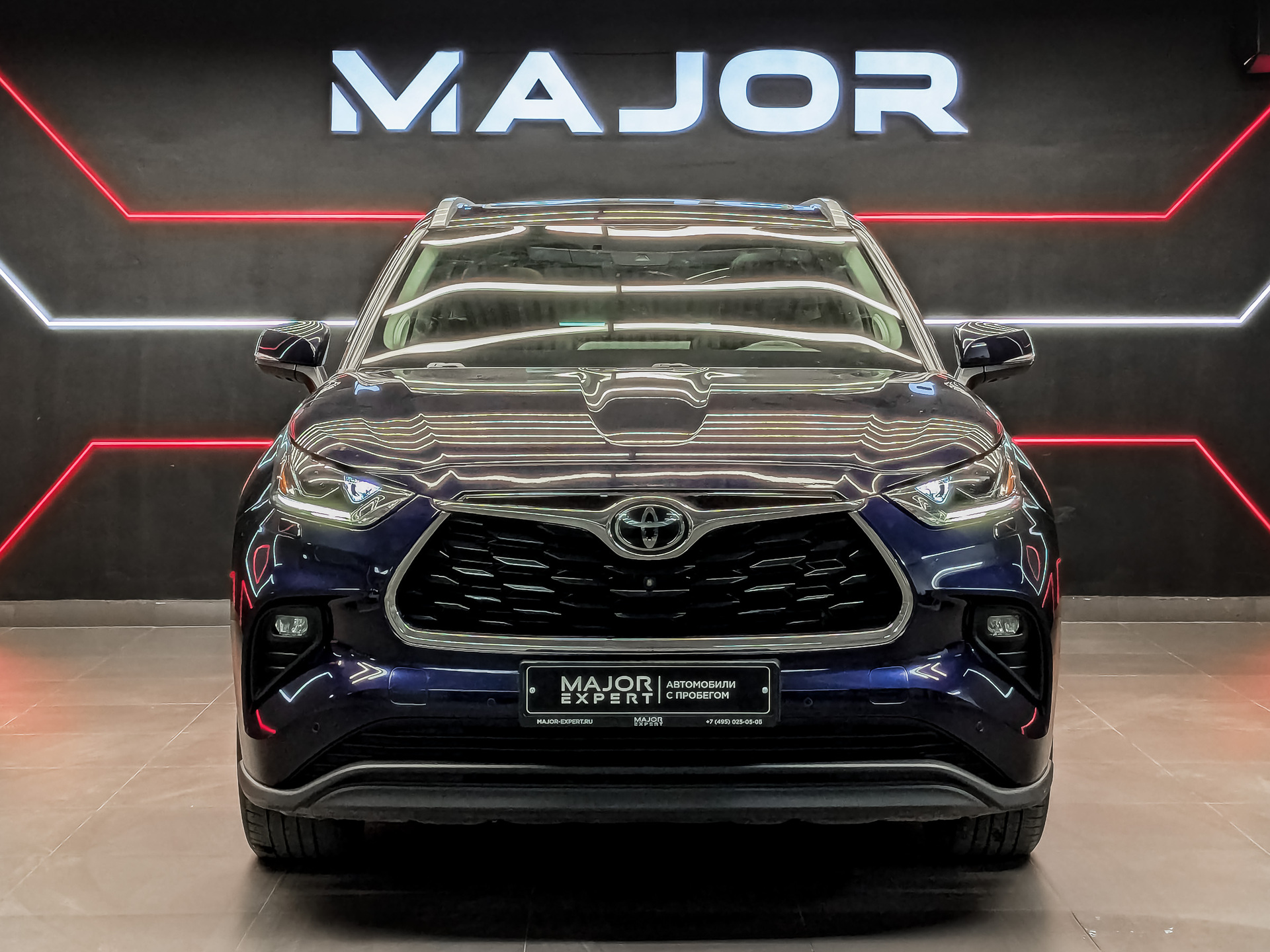 TOYOTA Highlander 3.50 (249 л.с), автомат, 2021, пробег 129 570 км